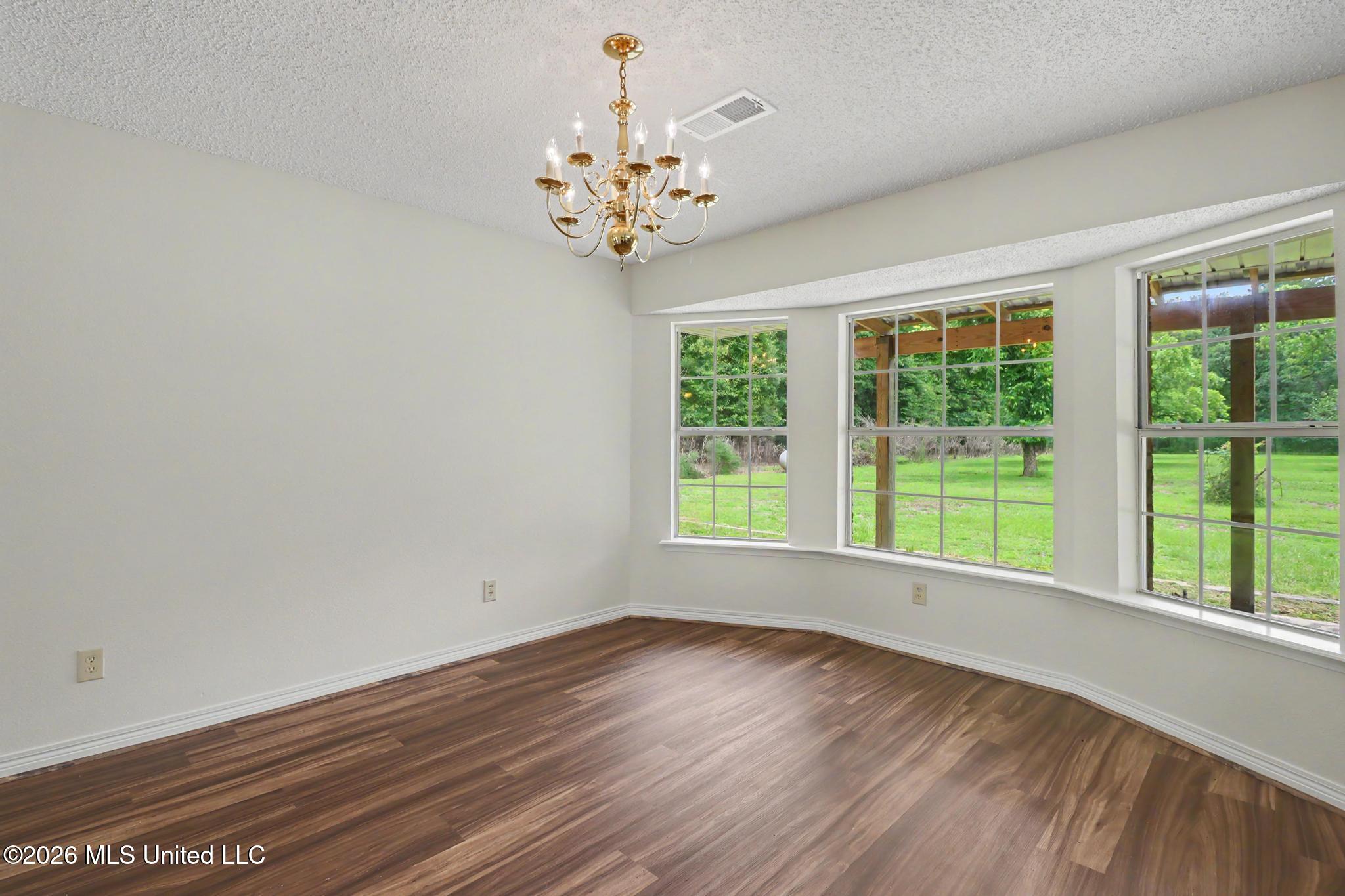 256 Morgan Seal Road Property Photo 8