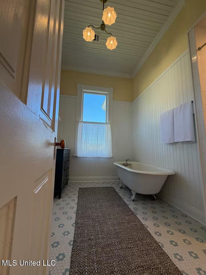 300 Linton Avenue Property Photo 10