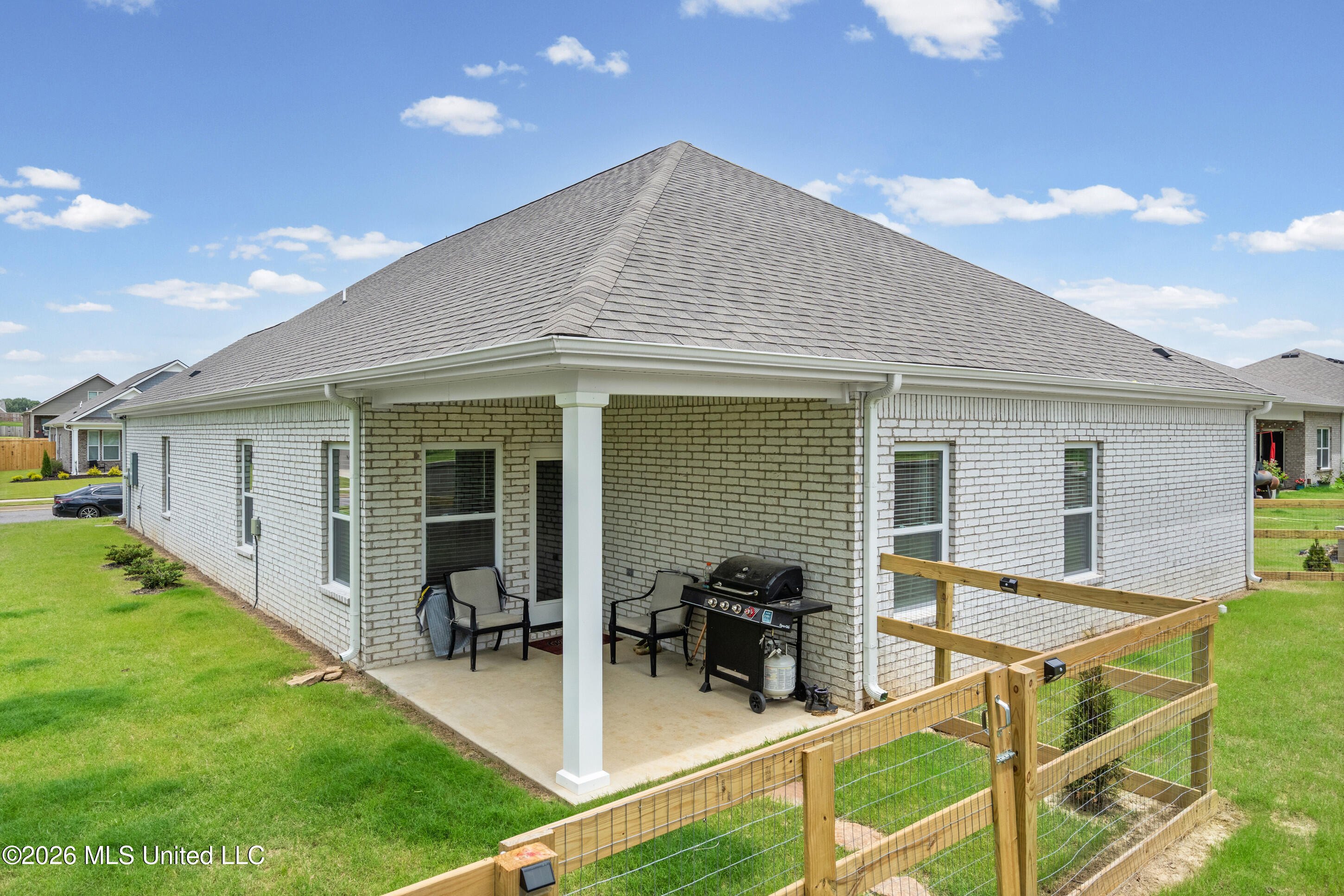 2091 Hyacinth Lane Property Photo 27