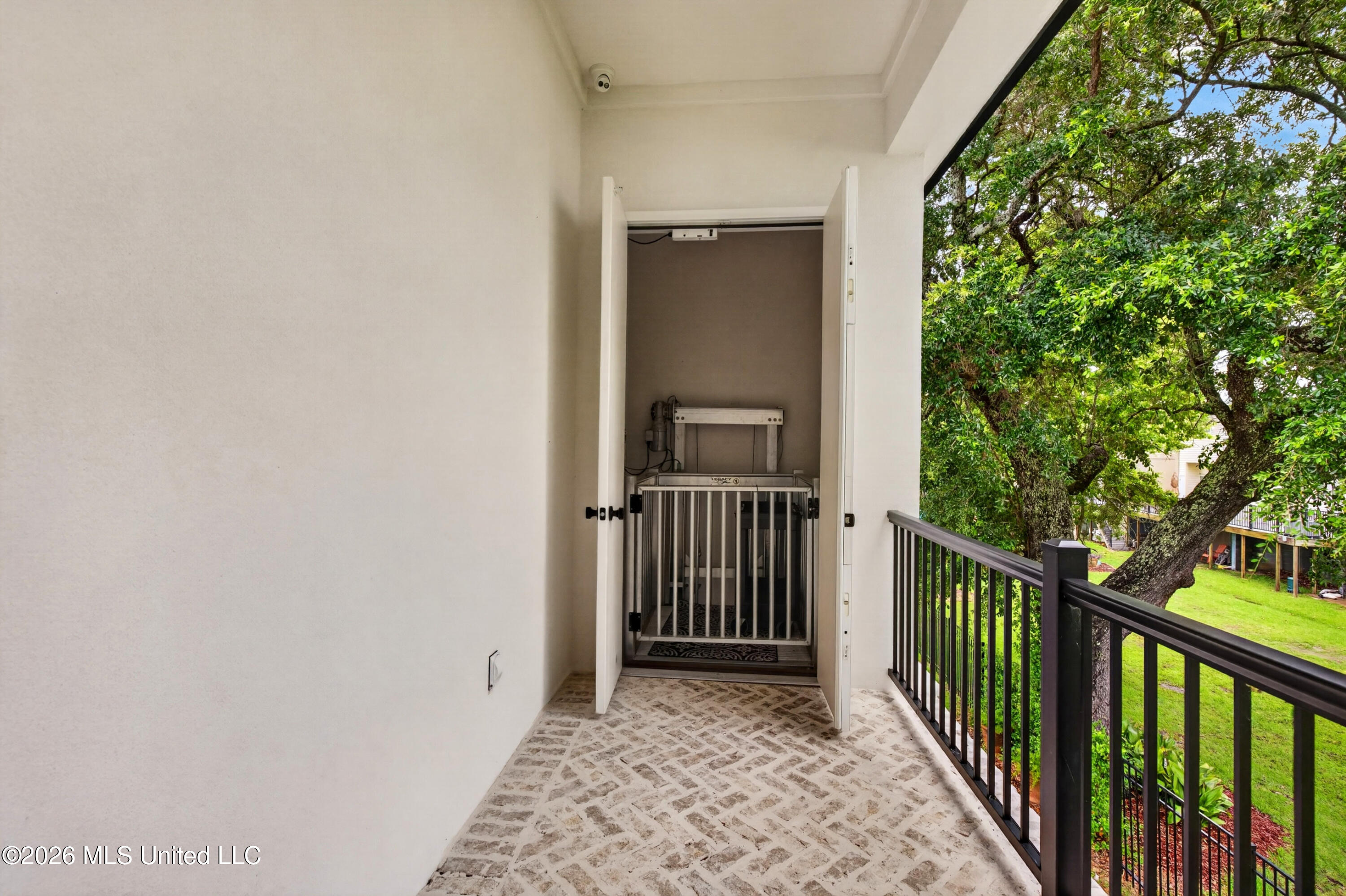 100 Runnels Avenue Property Photo 48