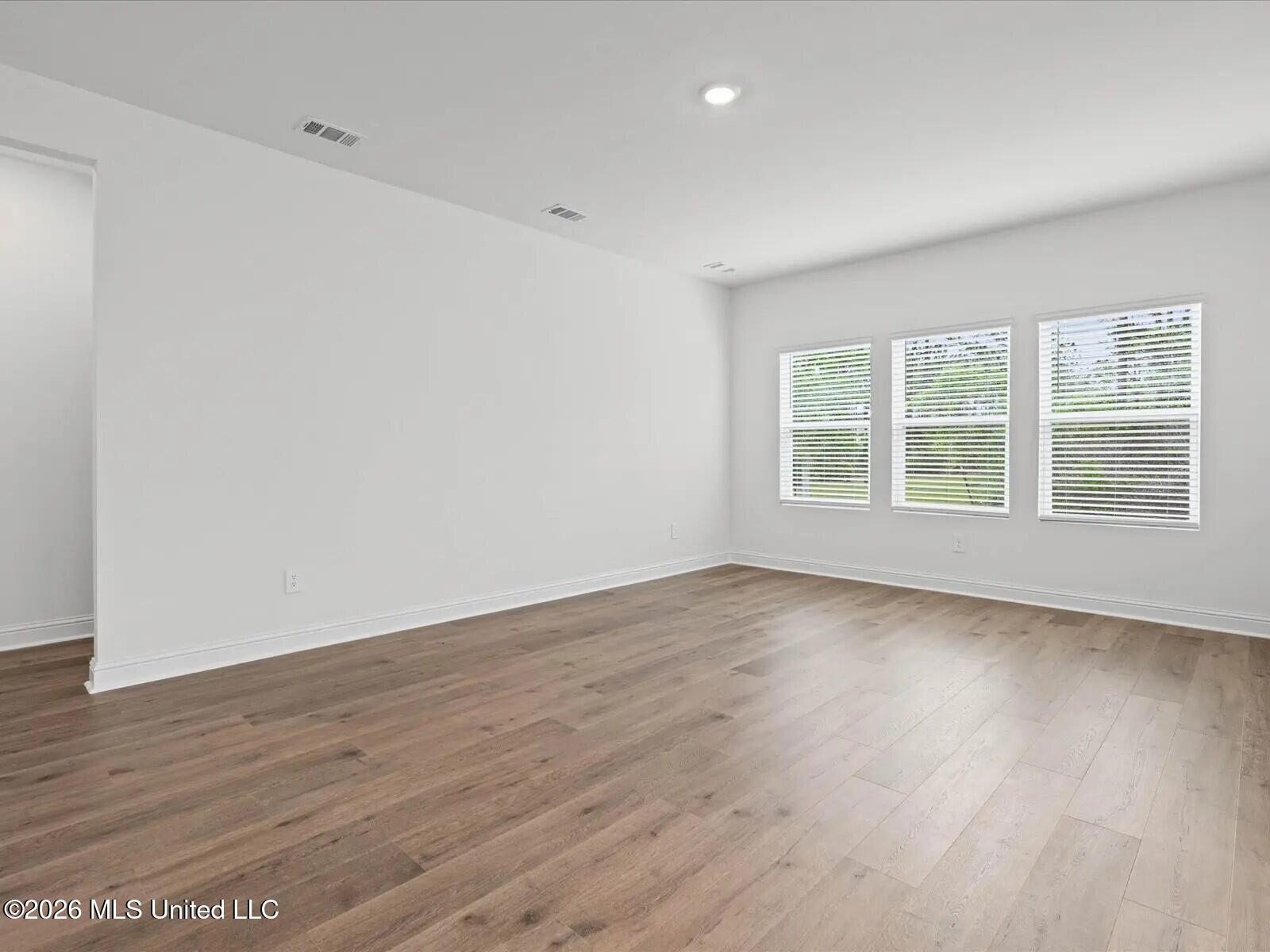 8013 Buttonbush Road Property Photo 2