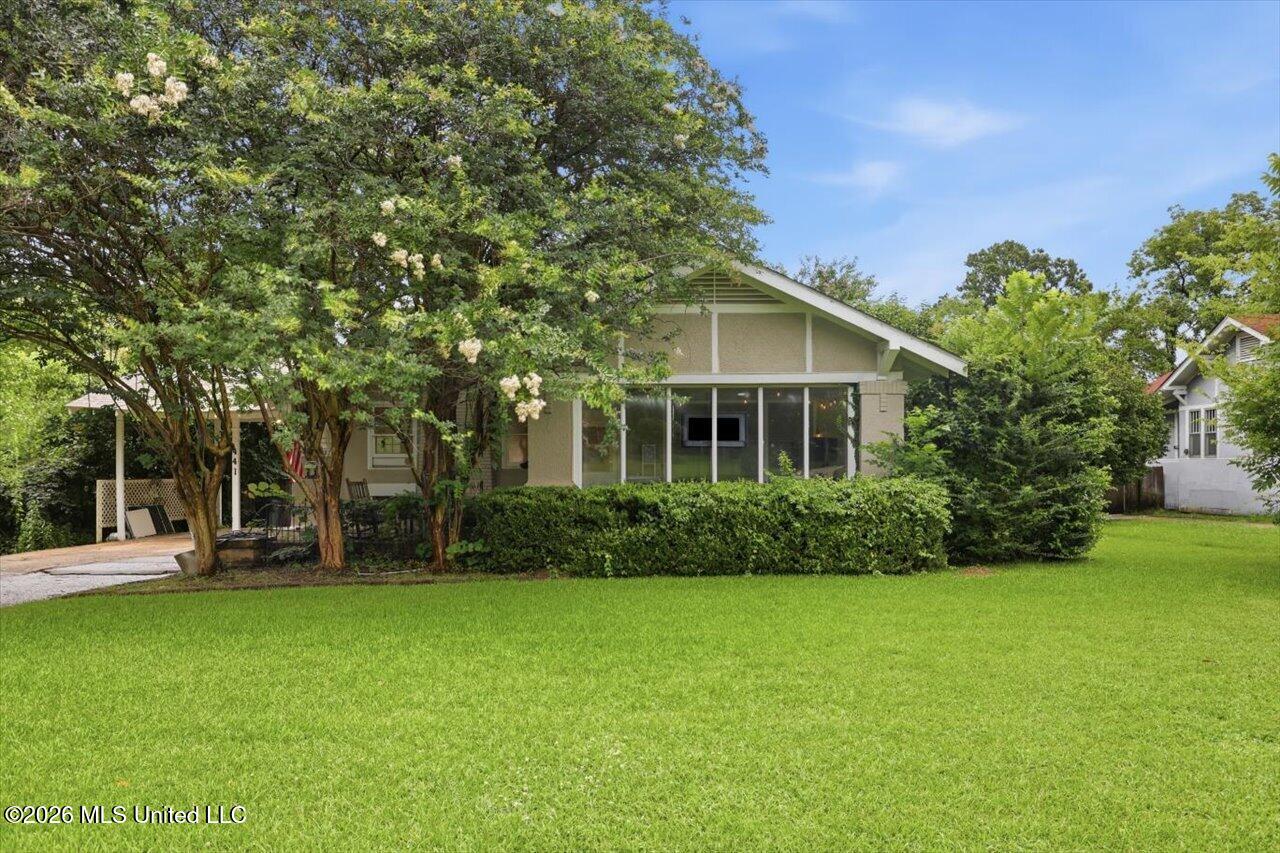 441 E Peace Street Property Photo 1