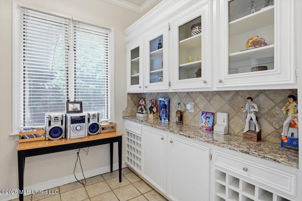 441 E Peace Street Property Photo 10