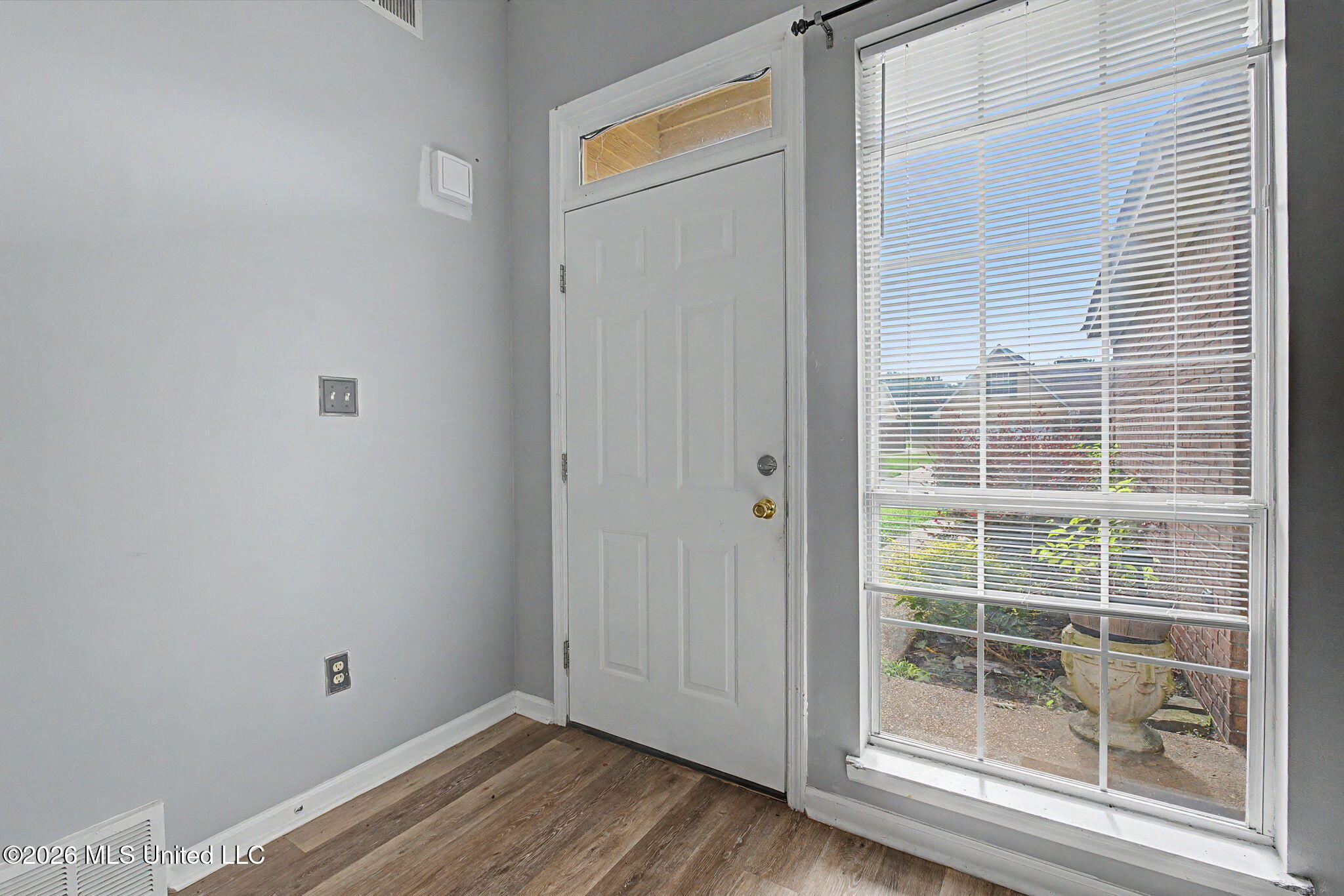 7201 Lucia Lane Property Photo 9