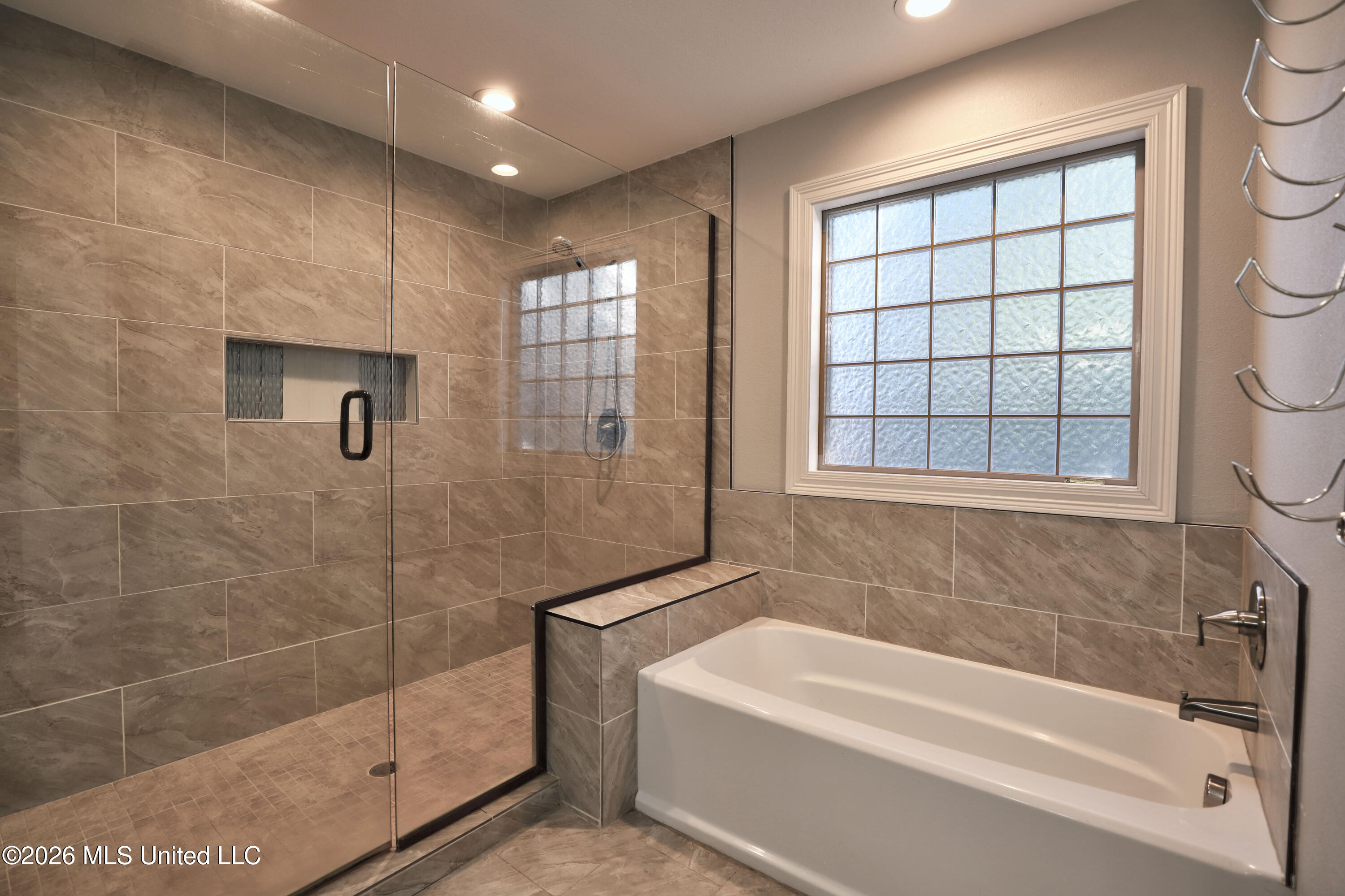 6662 Ahekolo Circle Property Photo 19