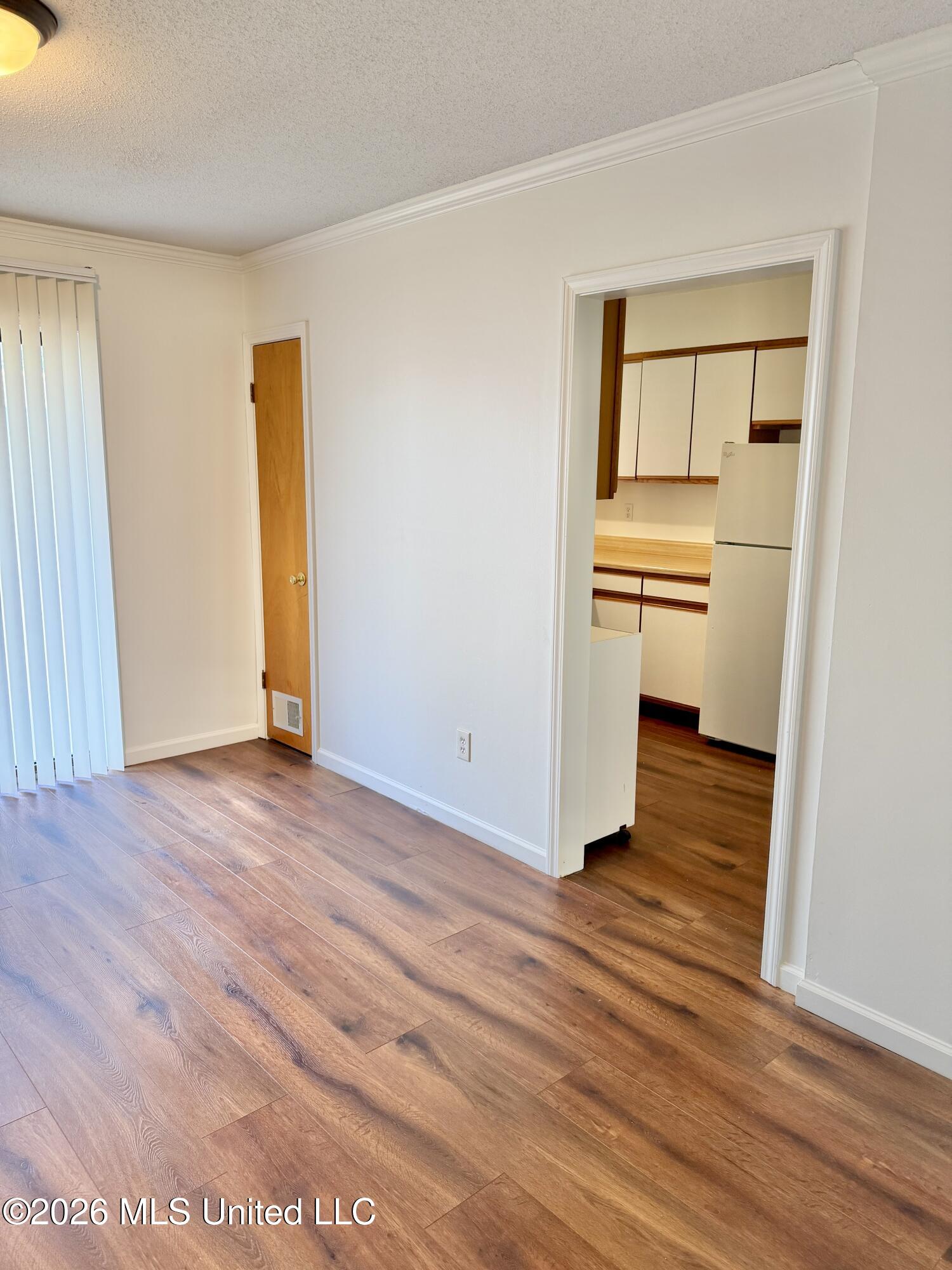 442 Hillbrook Drive Property Photo 6
