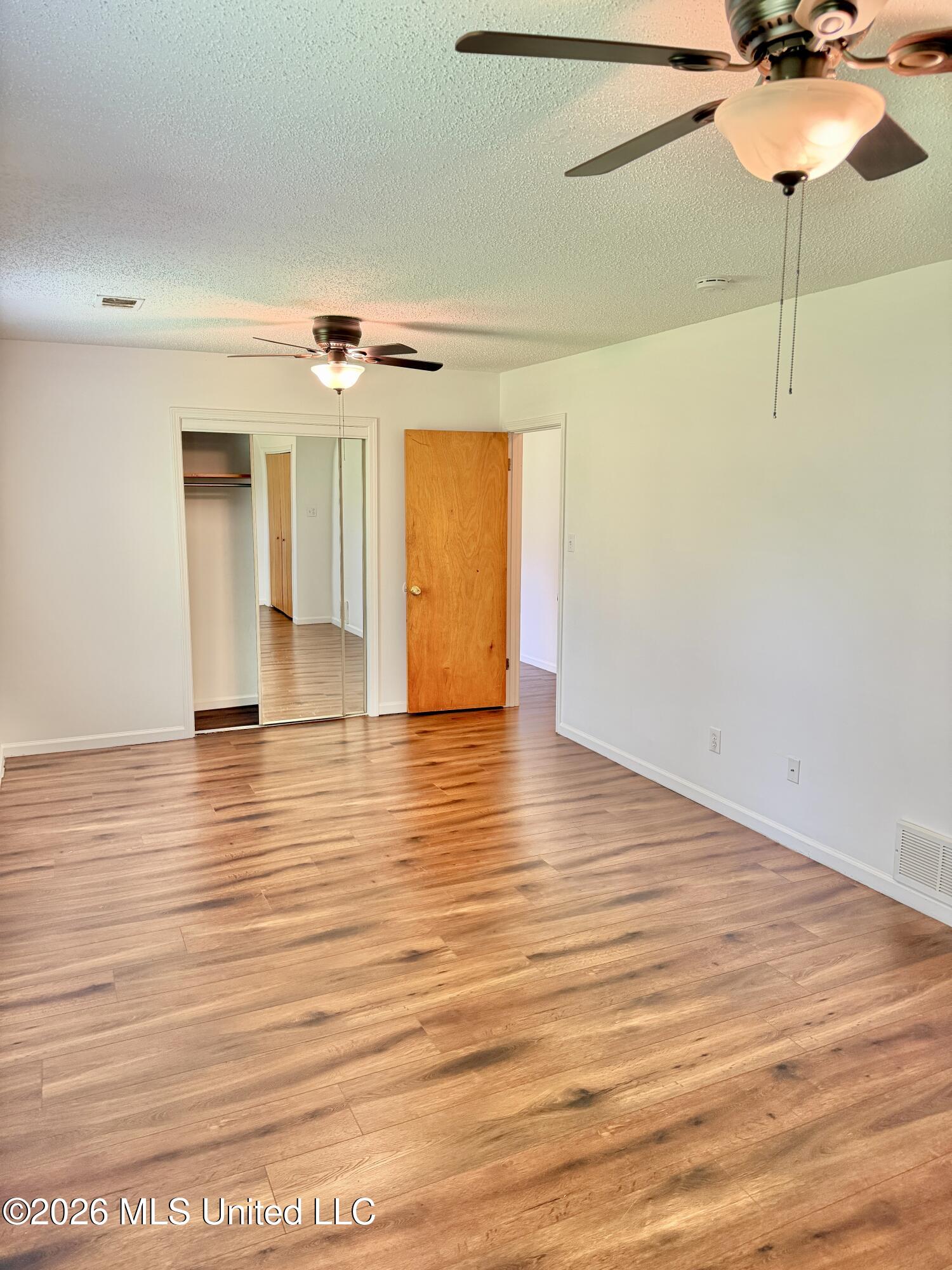 442 Hillbrook Drive Property Photo 13