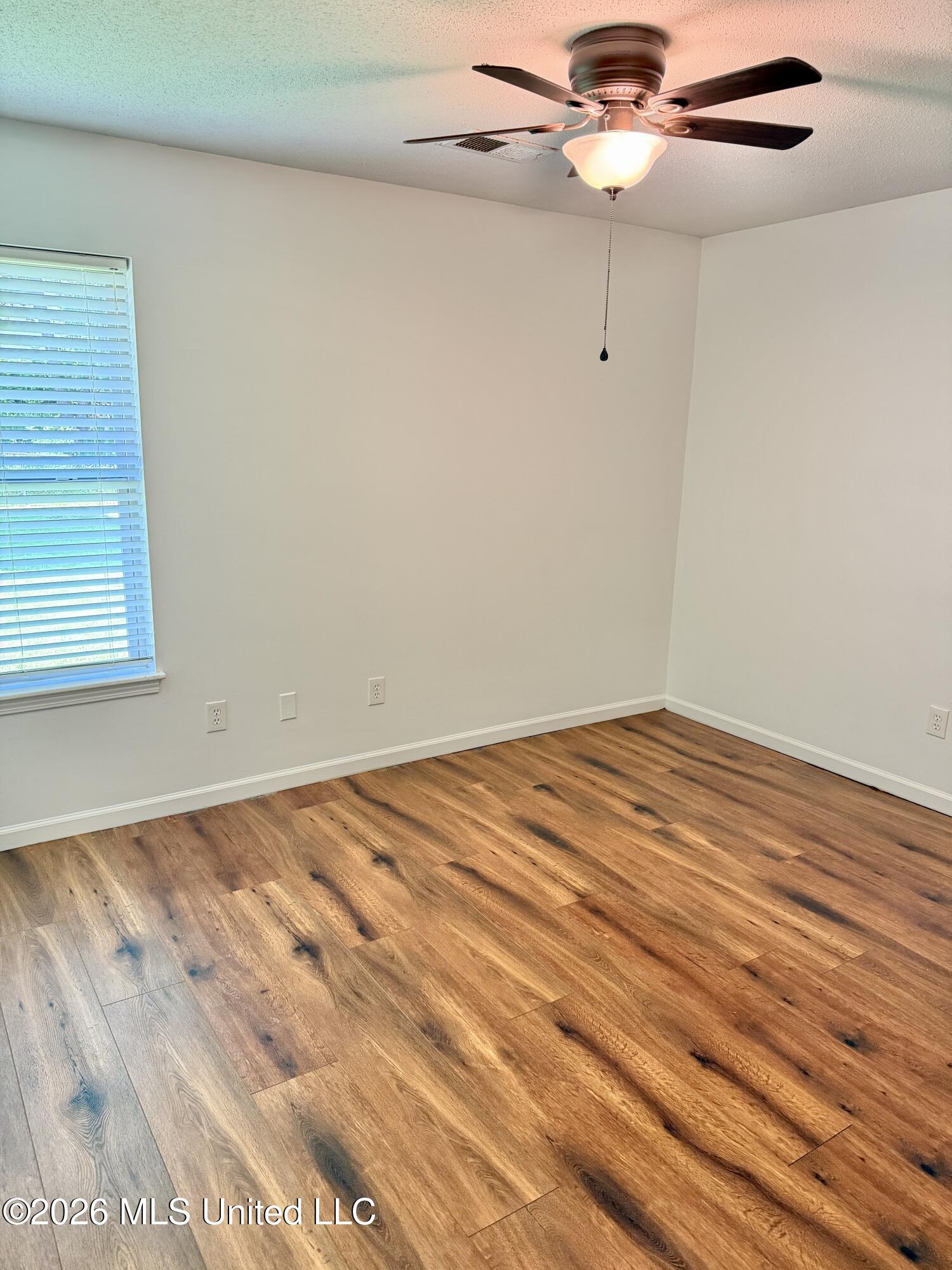 442 Hillbrook Drive Property Photo 14