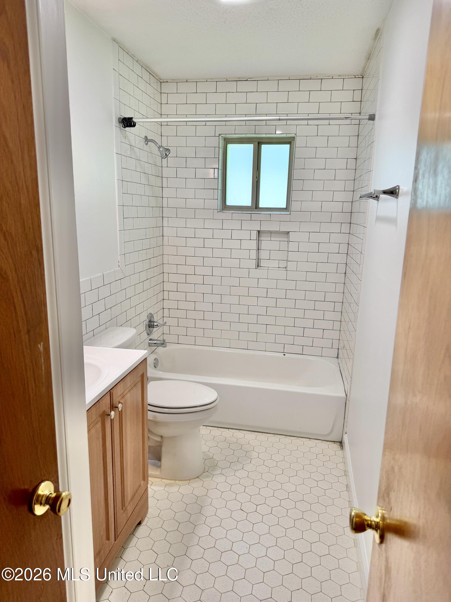 442 Hillbrook Drive Property Photo 15