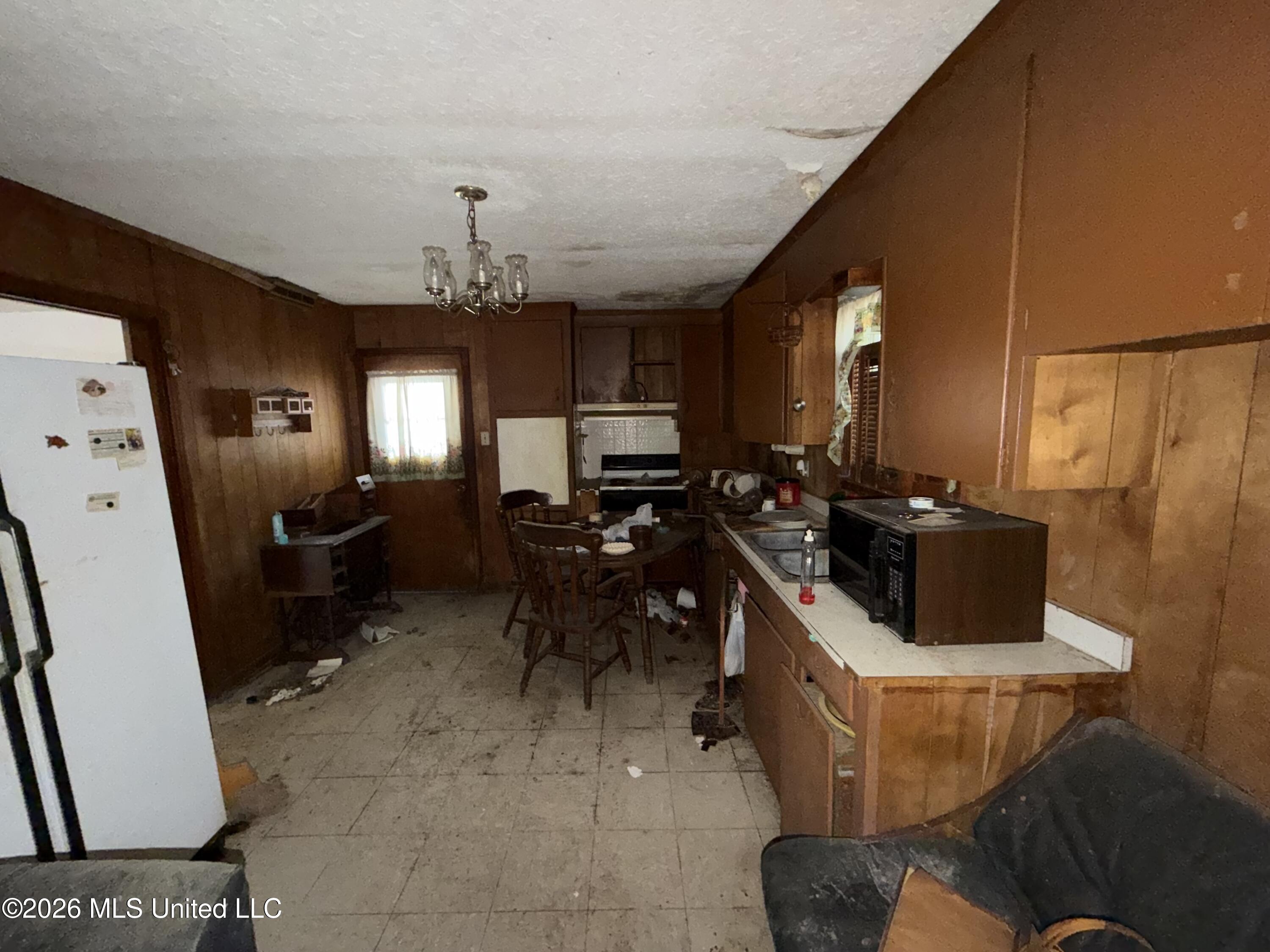 1625 Steen Drive Property Photo 7