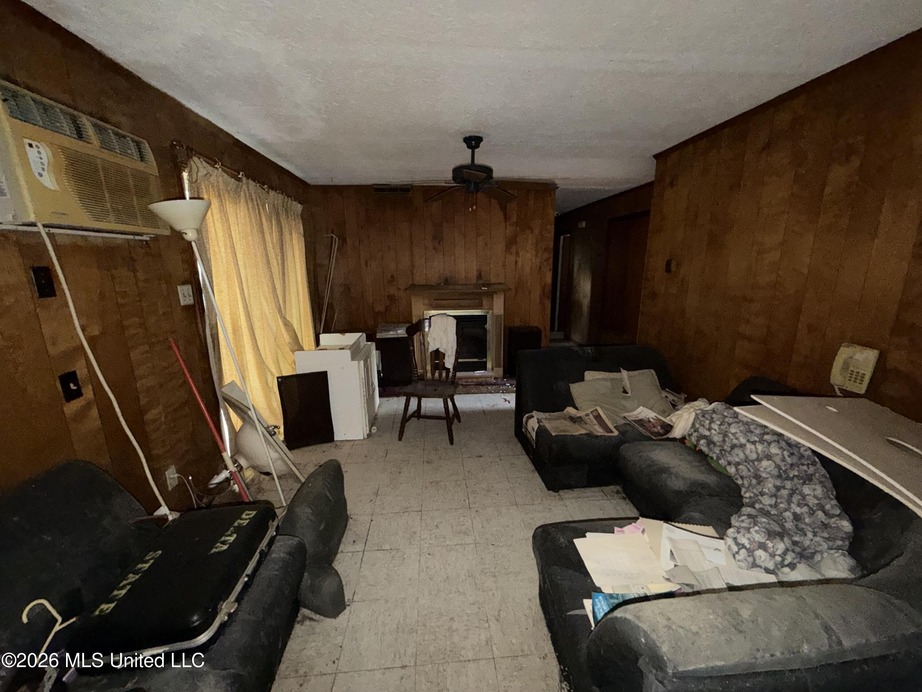 1625 Steen Drive Property Photo 8