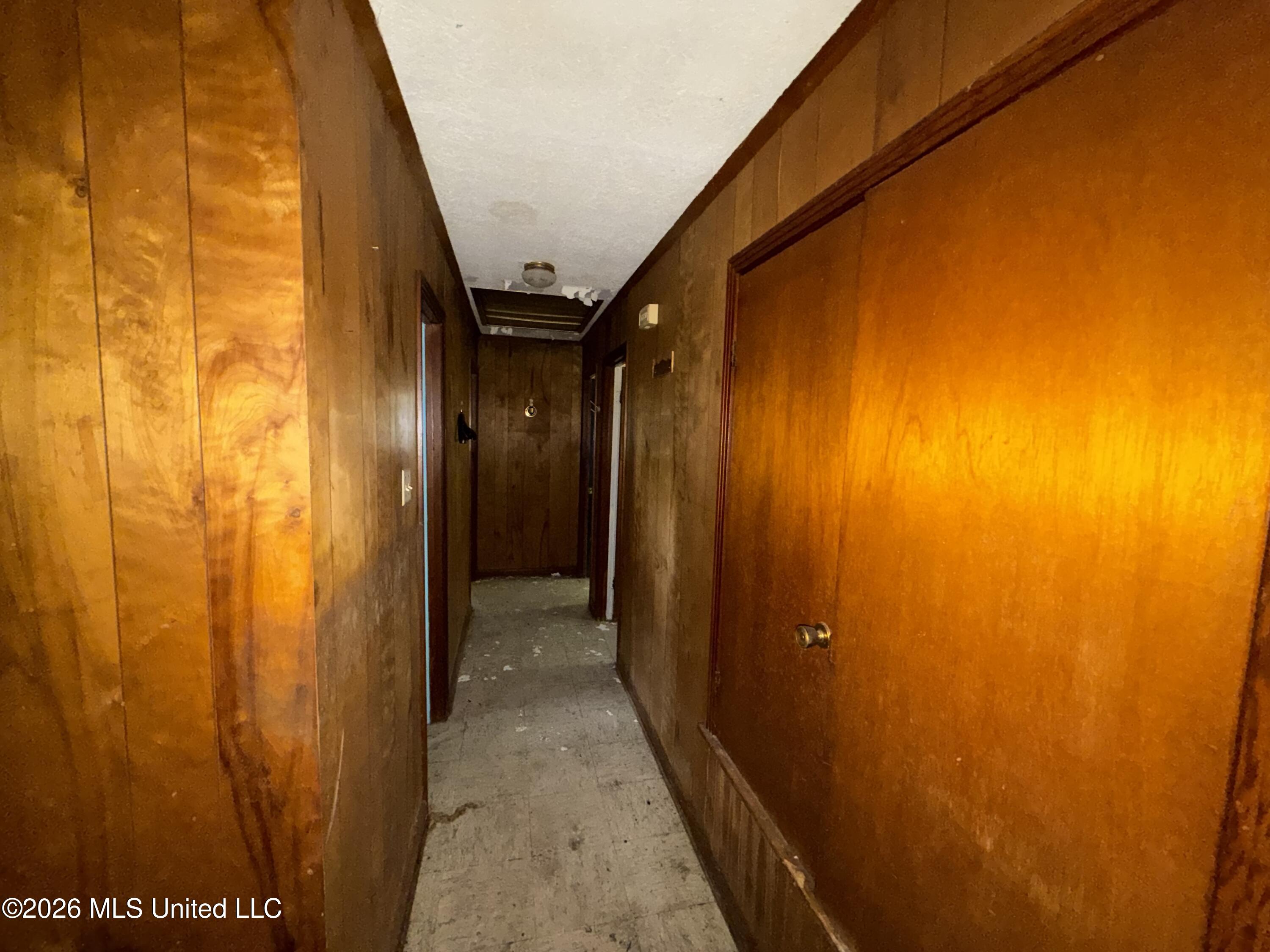 1625 Steen Drive Property Photo 10