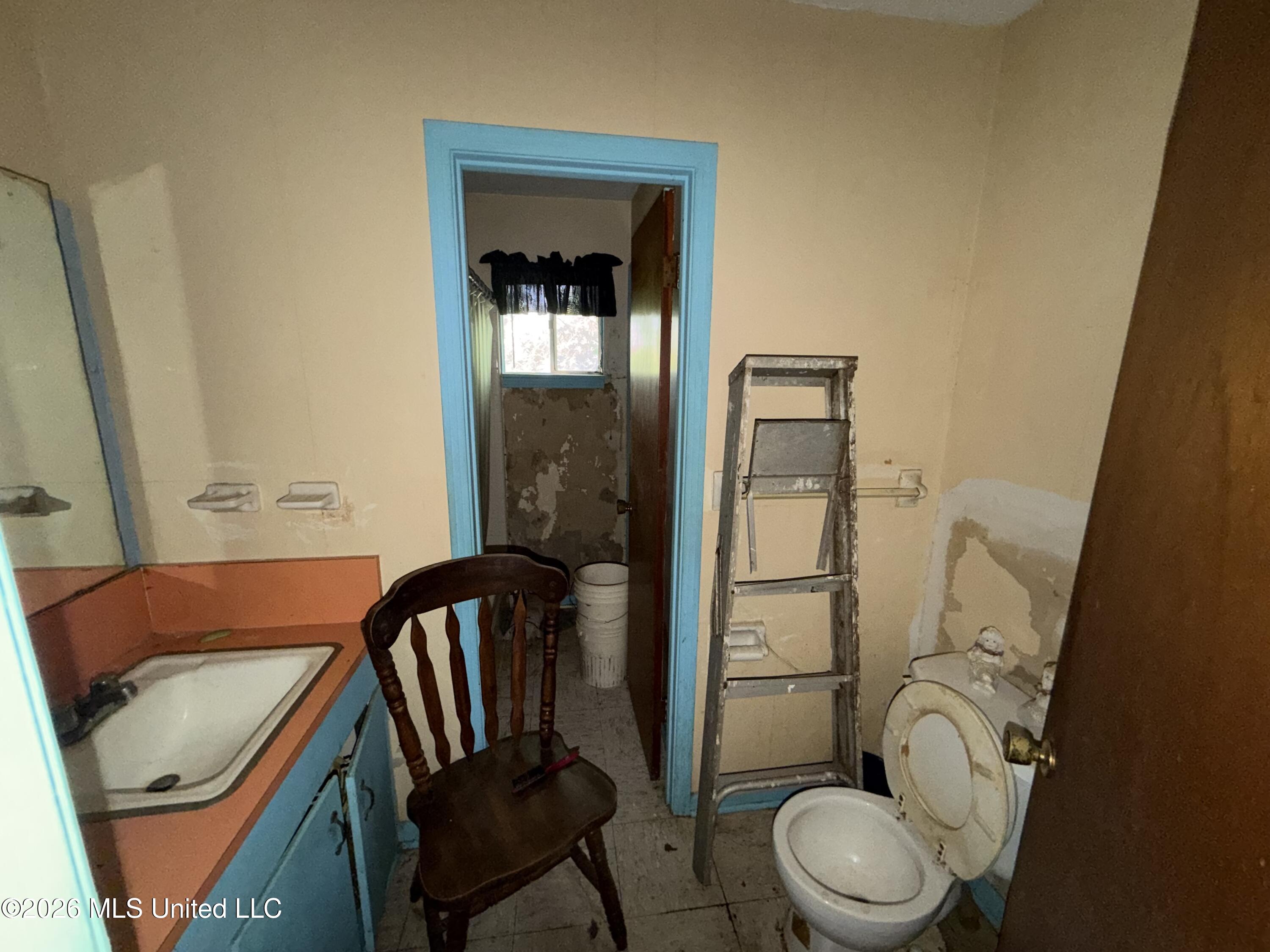 1625 Steen Drive Property Photo 11
