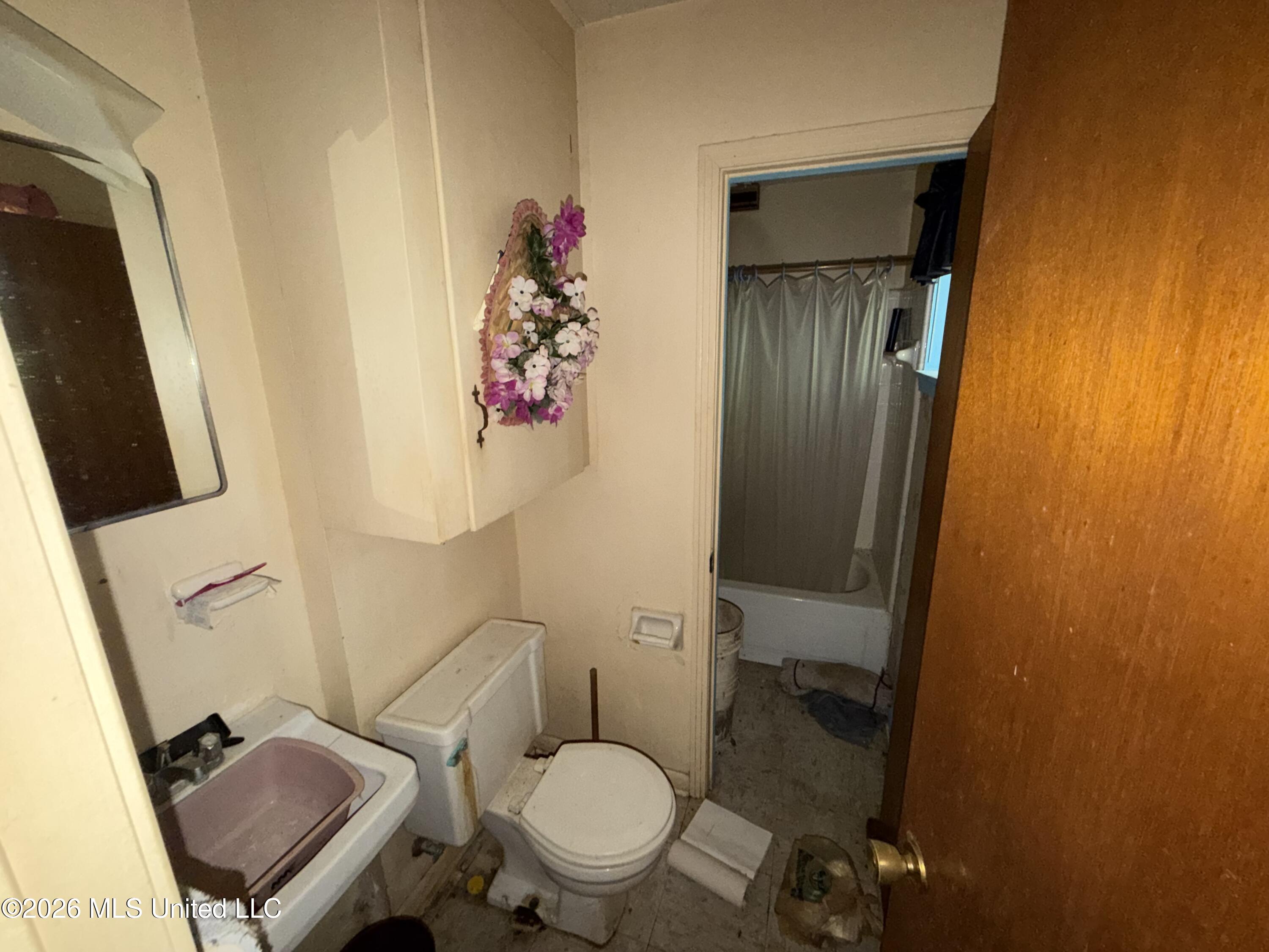 1625 Steen Drive Property Photo 12