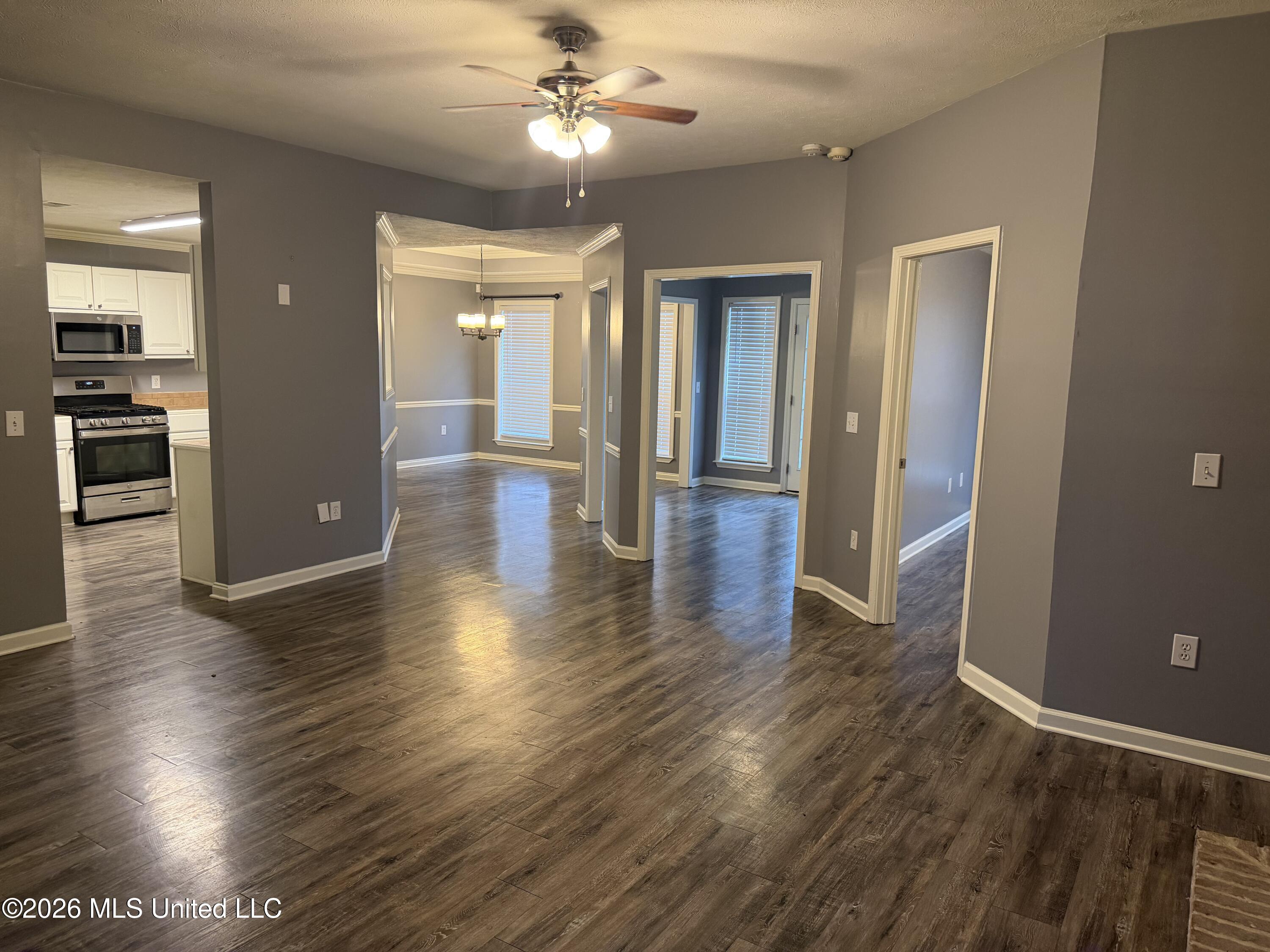 1848 Lincolnshire Boulevard Property Photo 9