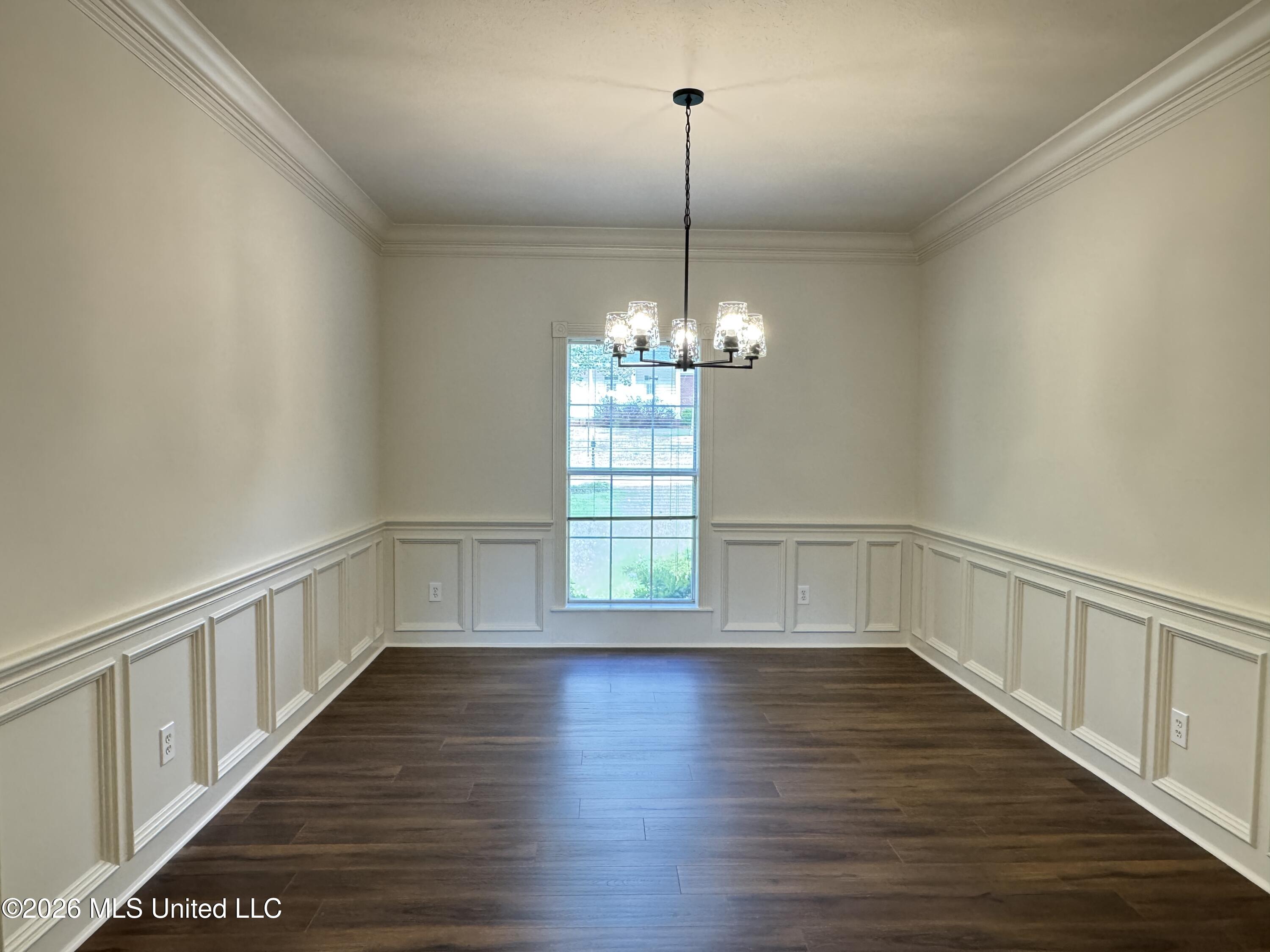 76 Eastgate Drive Property Photo 10