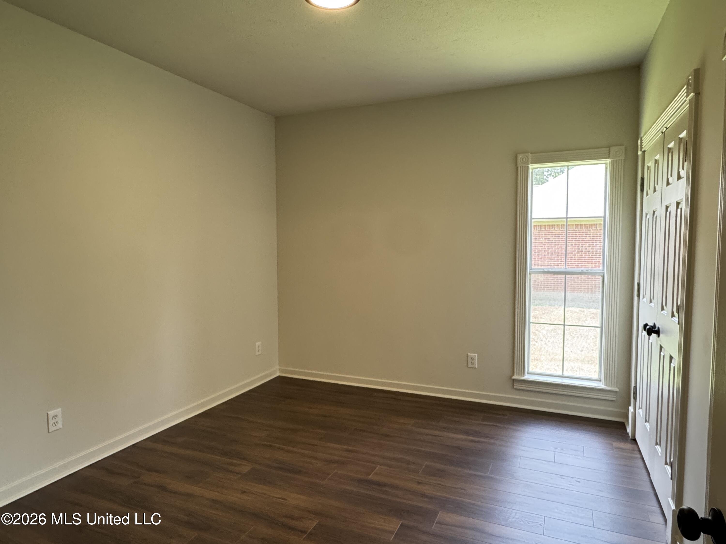 76 Eastgate Drive Property Photo 20