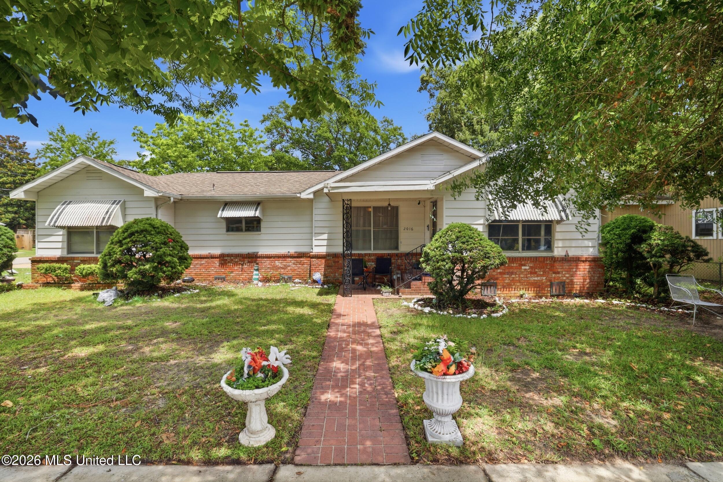 2016 19th Avenue Property Photo 1