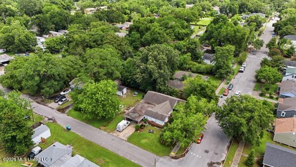 2016 19th Avenue Property Photo 4