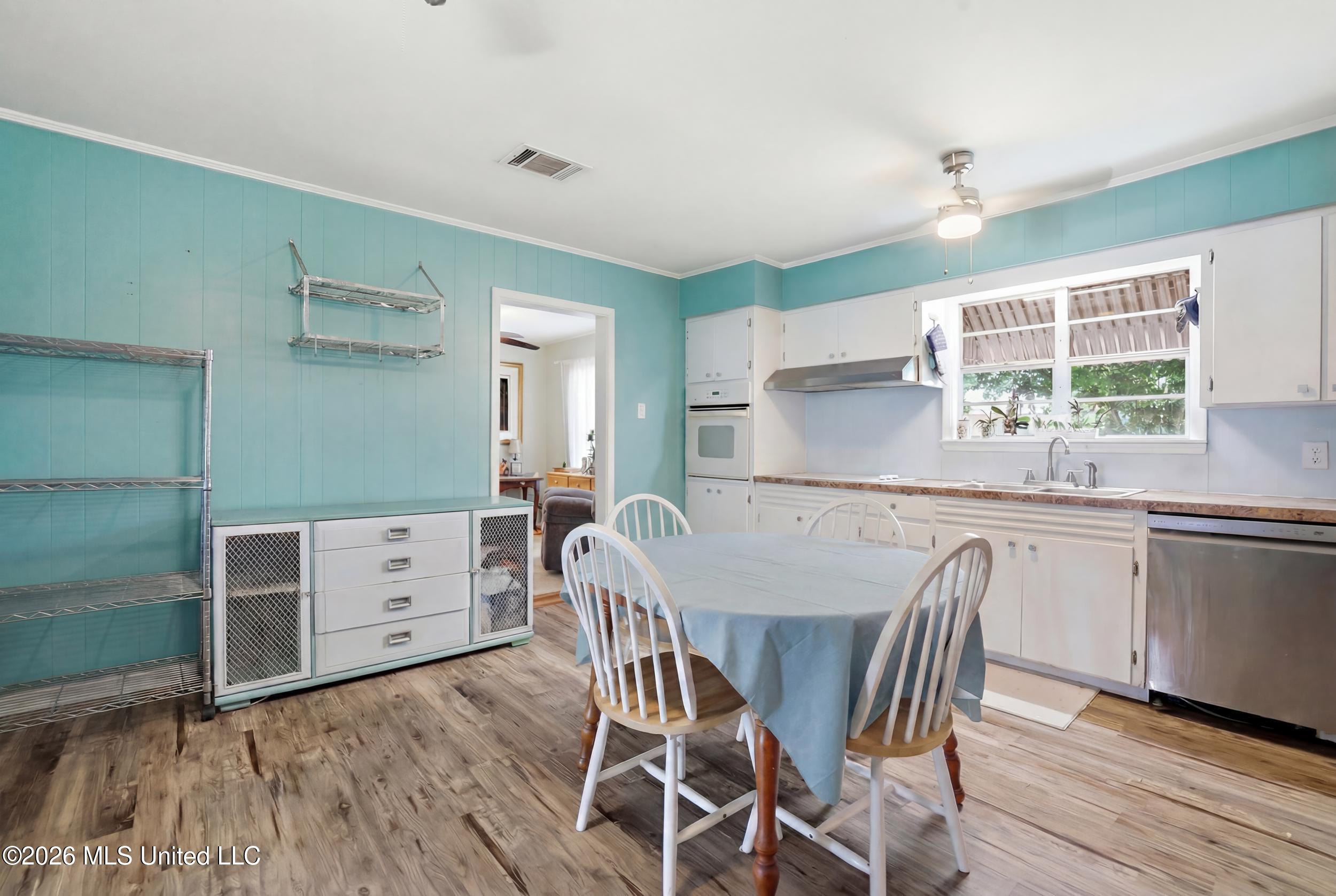 2016 19th Avenue Property Photo 13