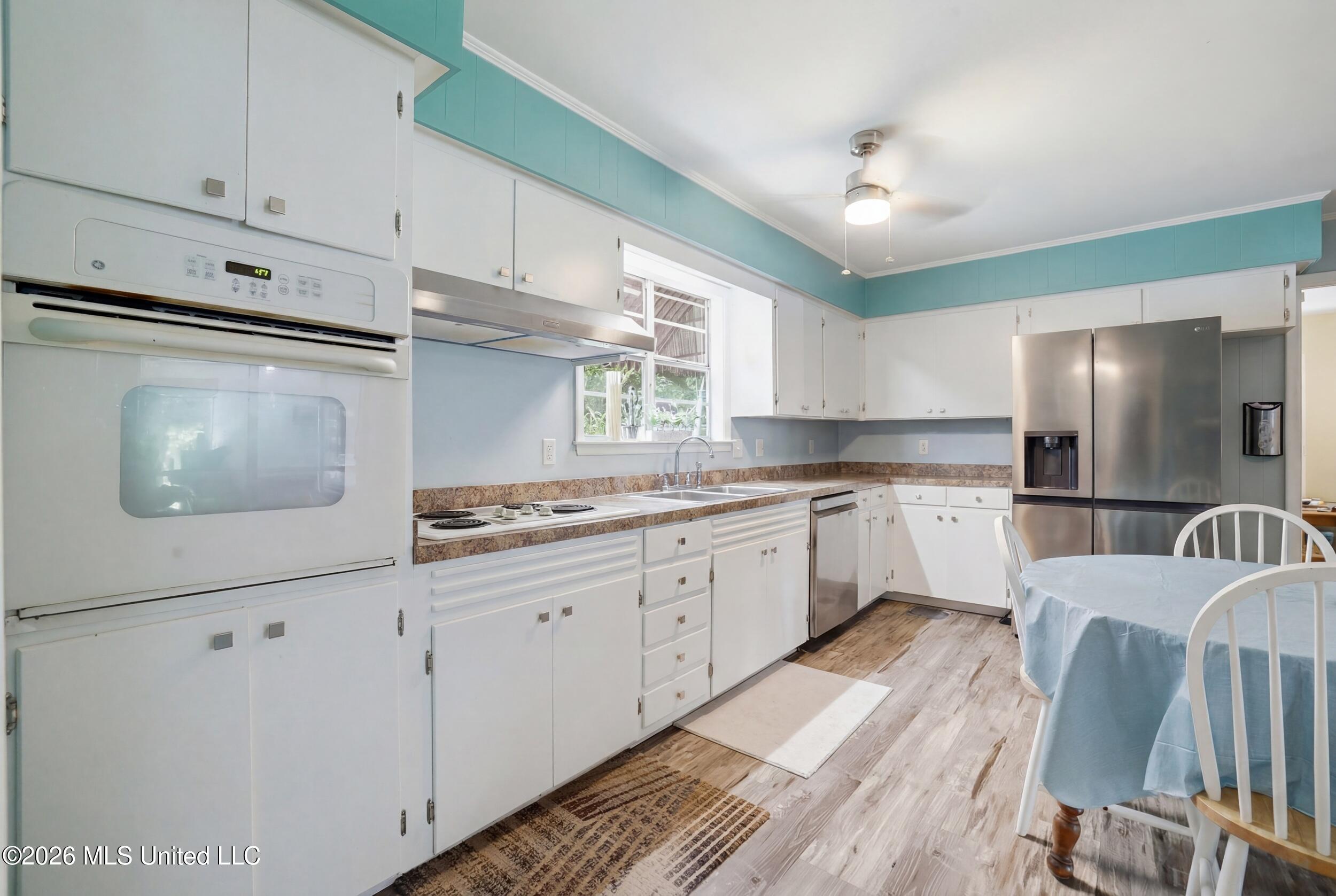 2016 19th Avenue Property Photo 14