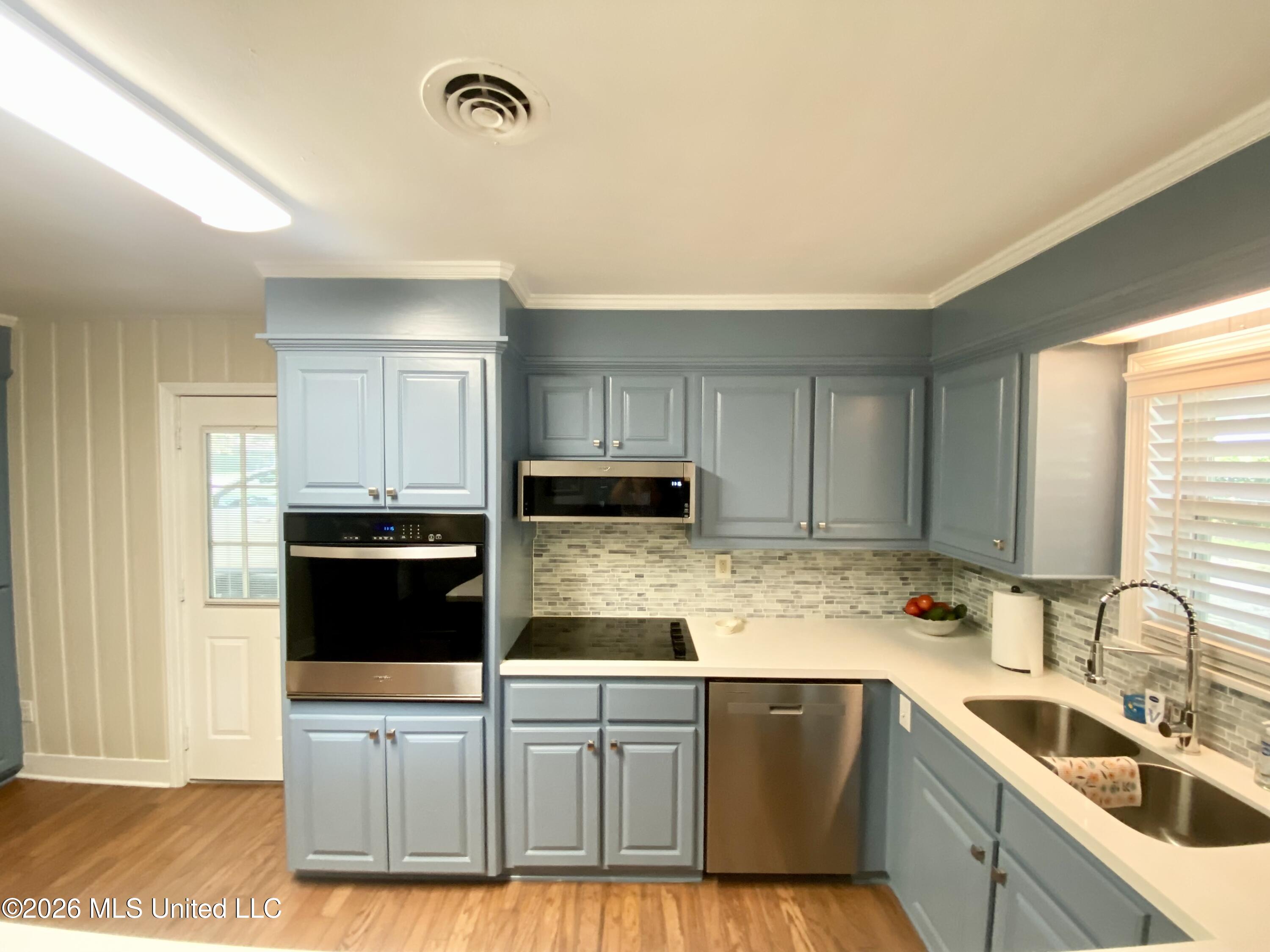 914 Lee Avenue Property Photo 15