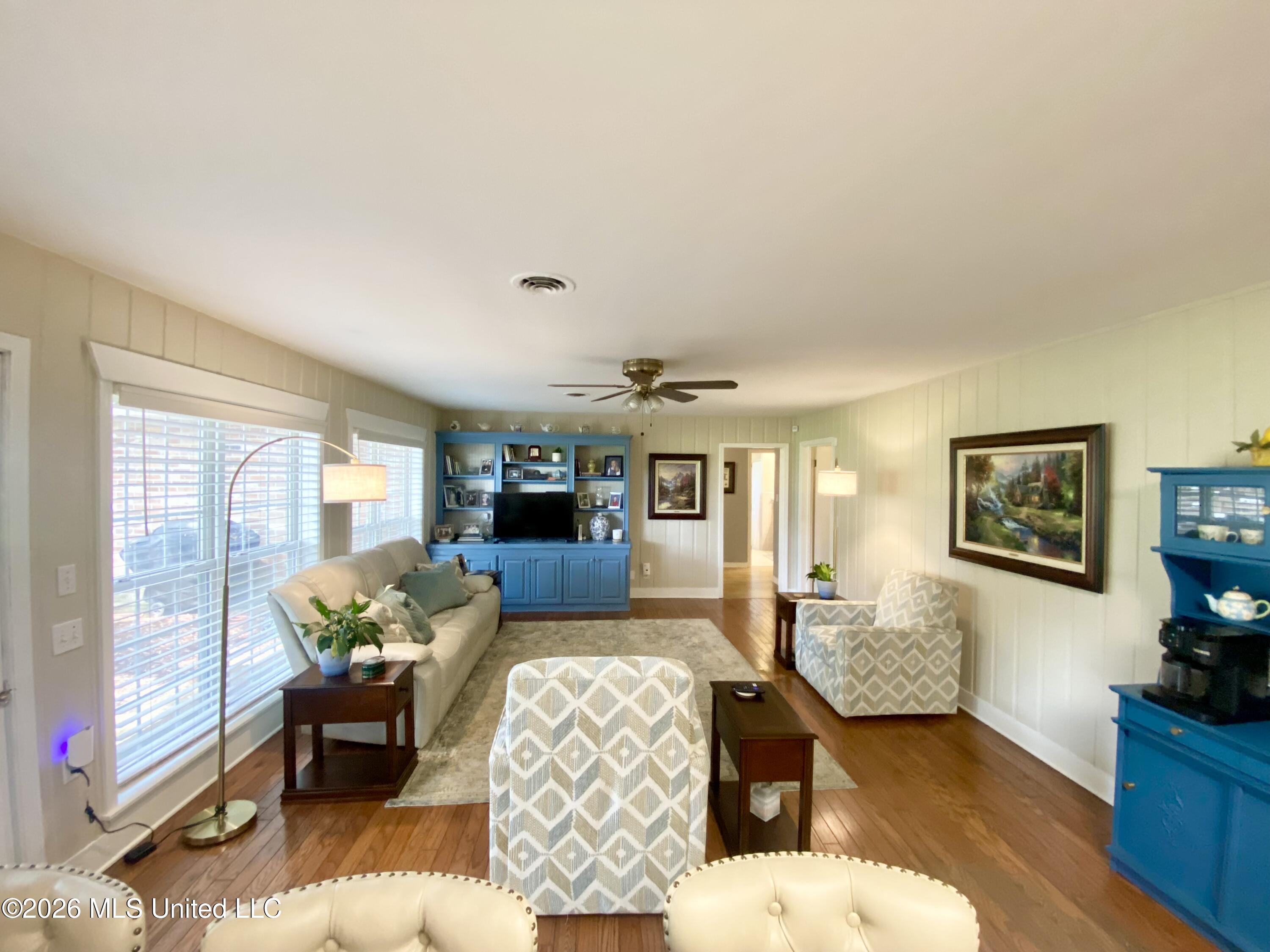 914 Lee Avenue Property Photo 27