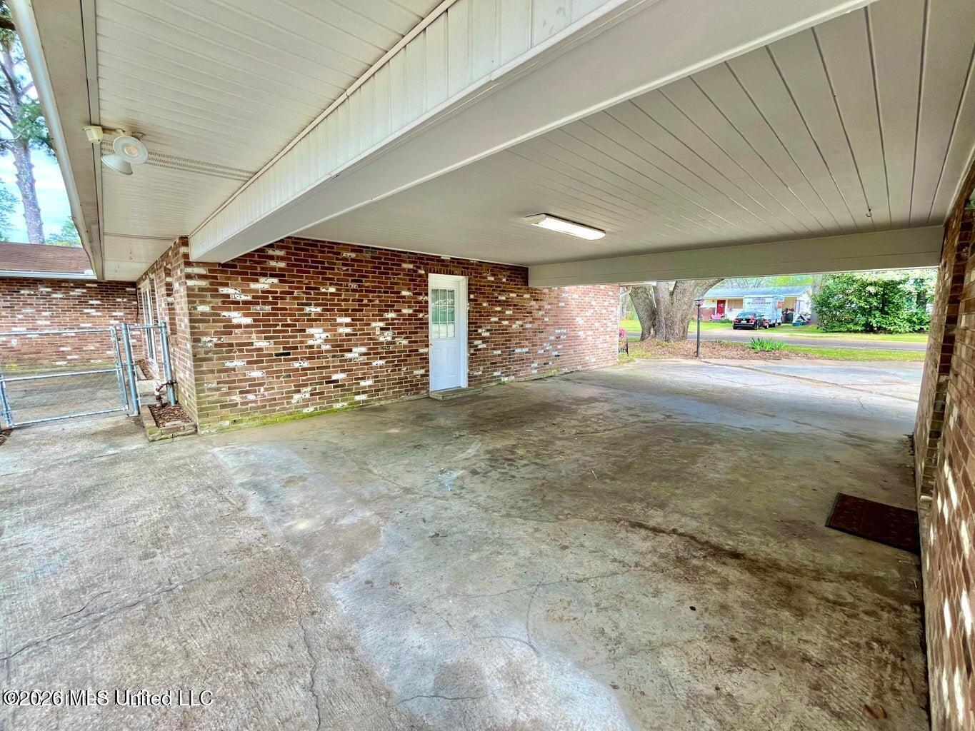 914 Lee Avenue Property Photo 54