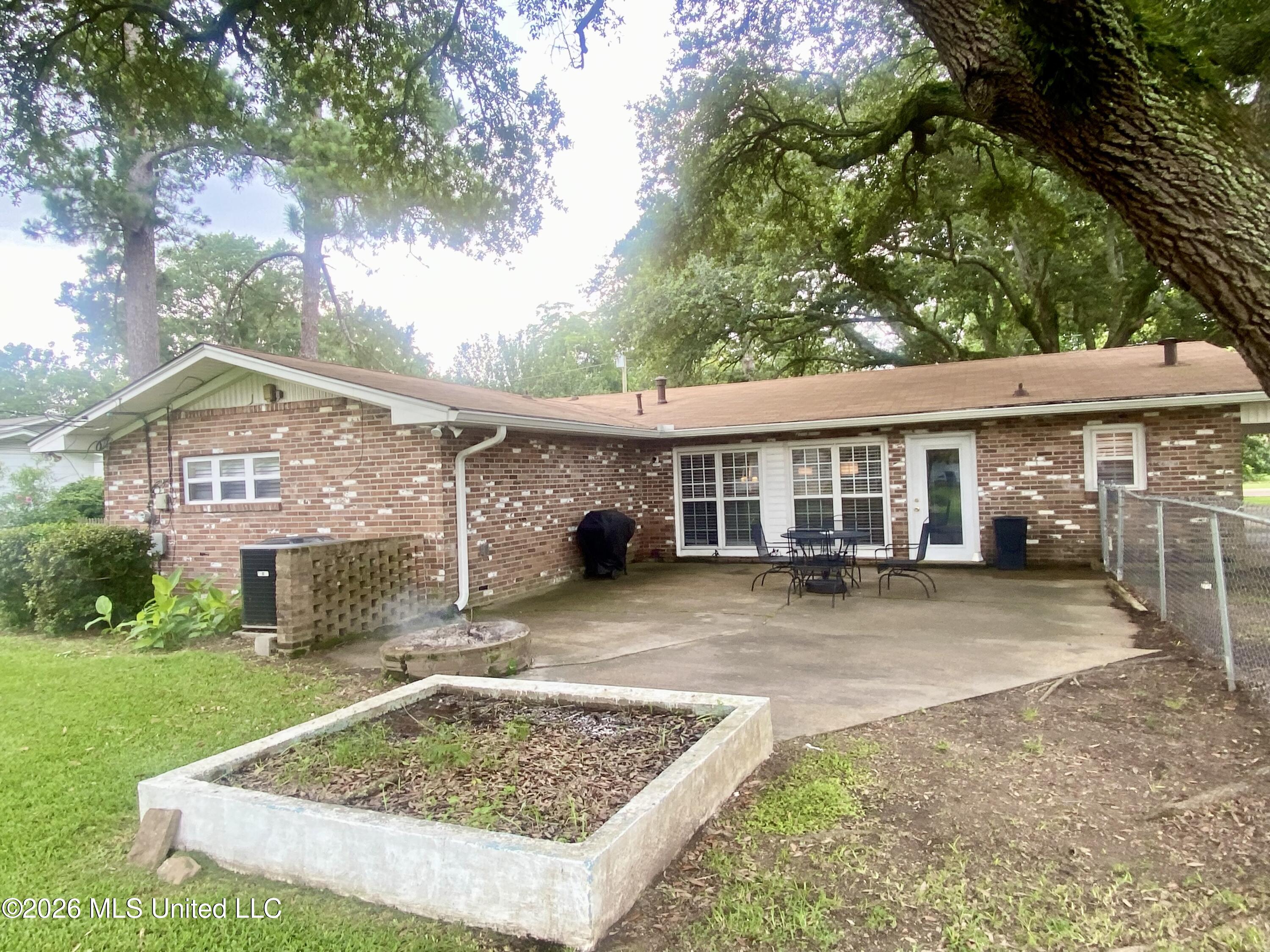 914 Lee Avenue Property Photo 58