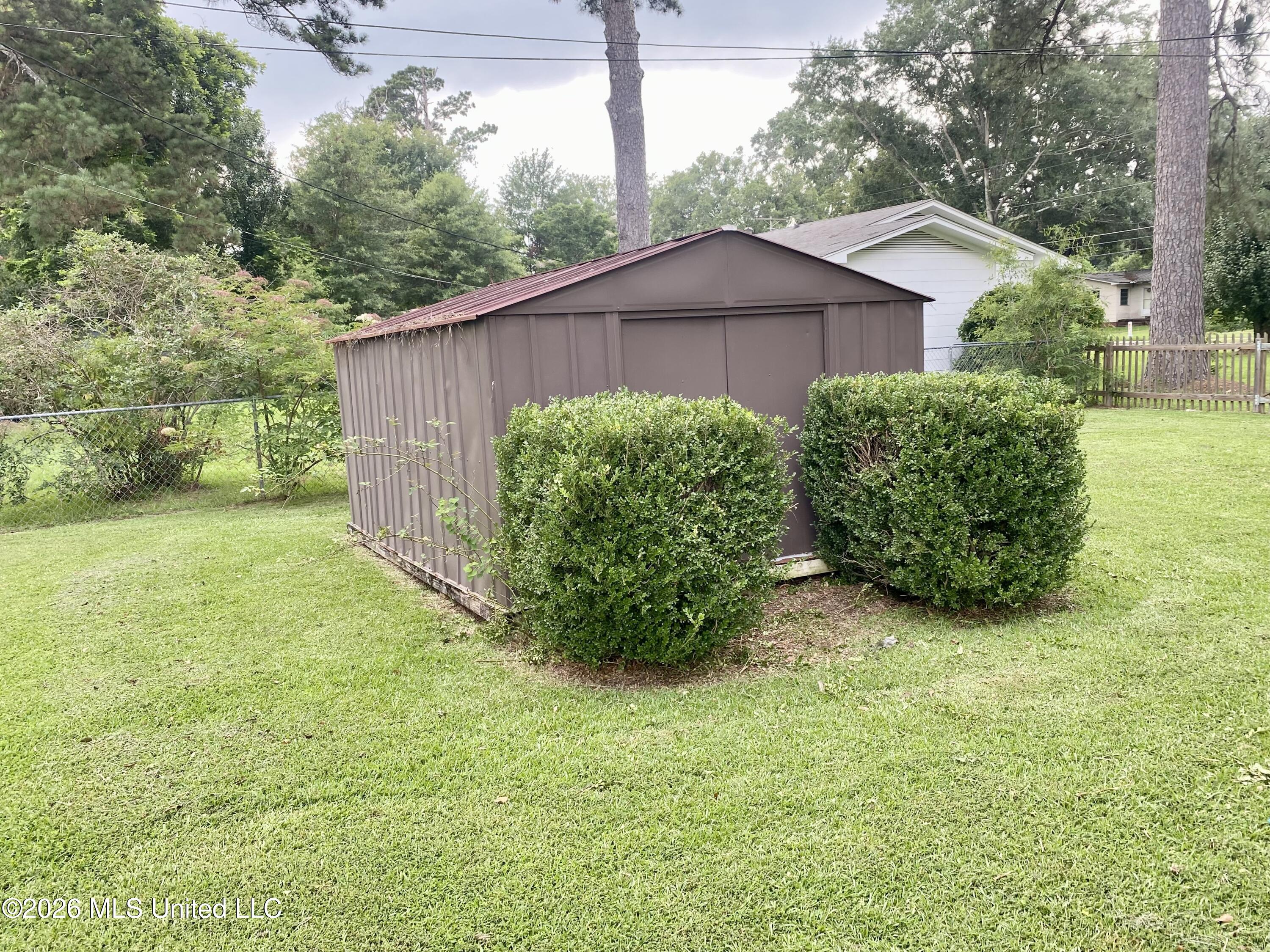 914 Lee Avenue Property Photo 59