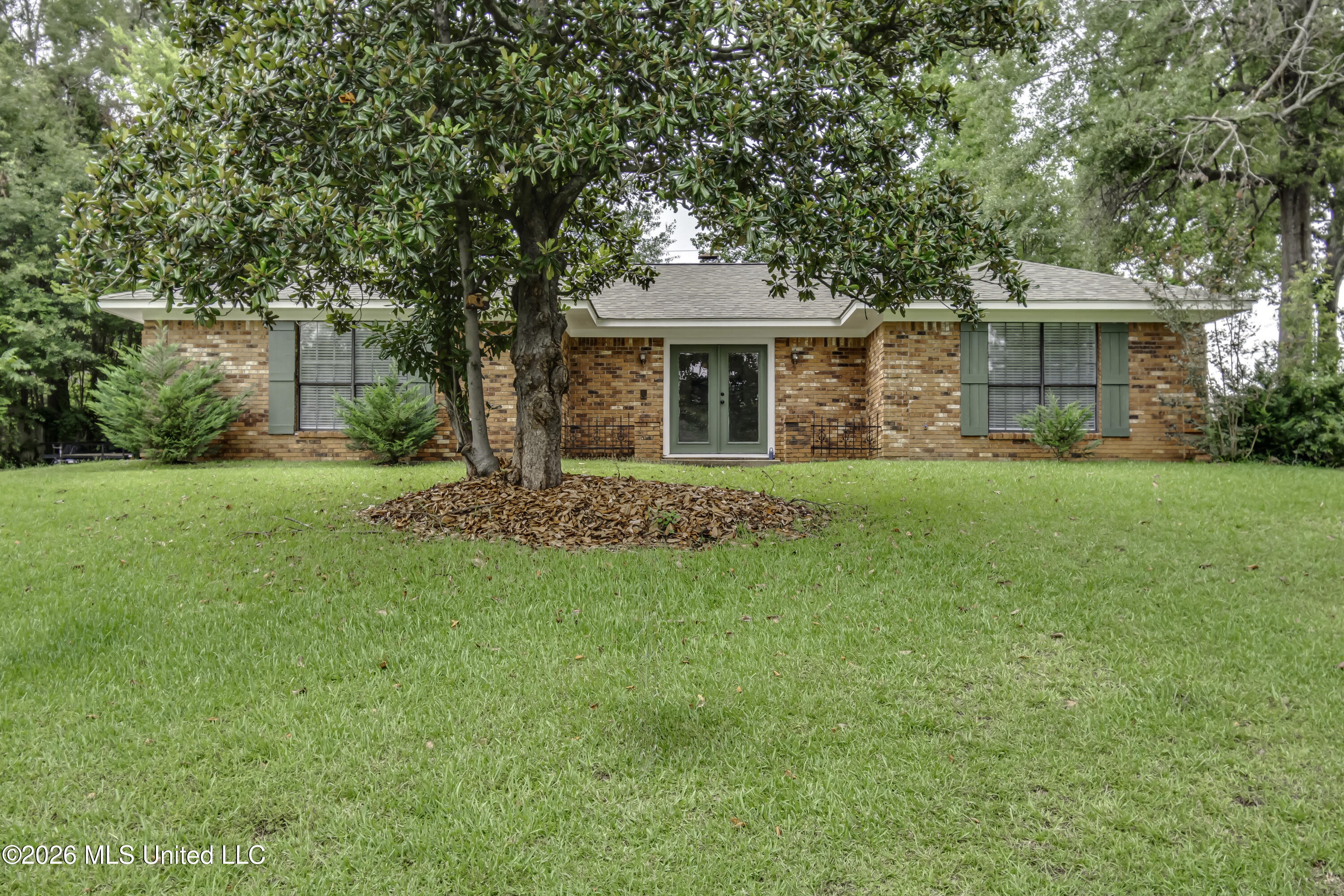 9 Treeway Drive Property Photo 1