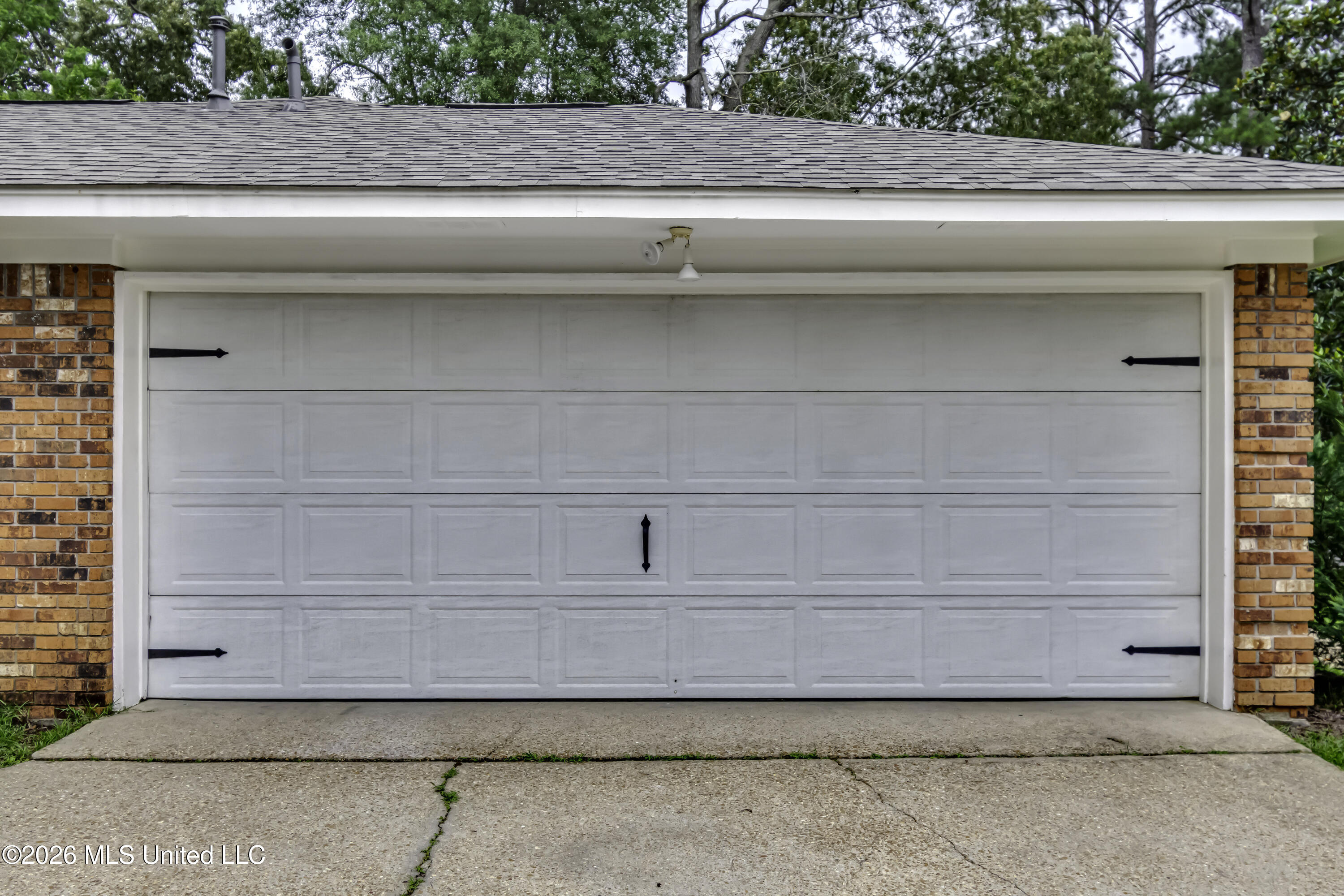 9 Treeway Drive Property Photo 8