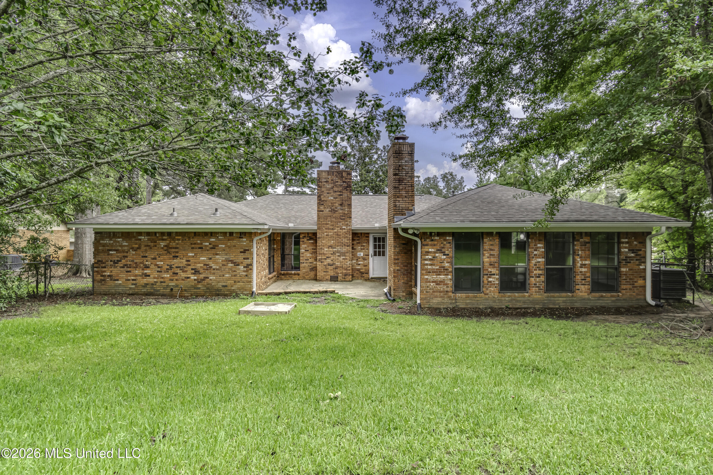 9 Treeway Drive Property Photo 10