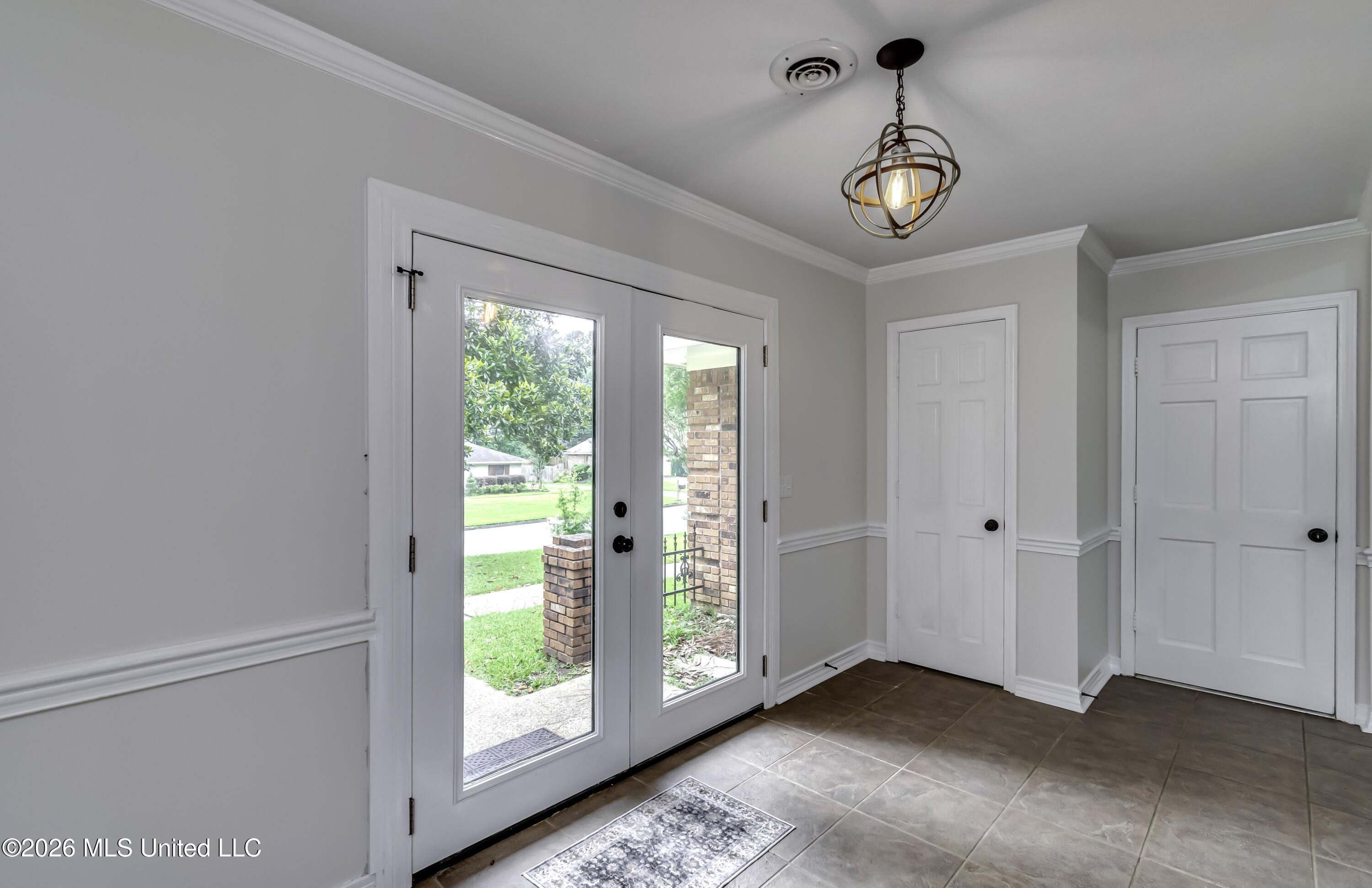 9 Treeway Drive Property Photo 12