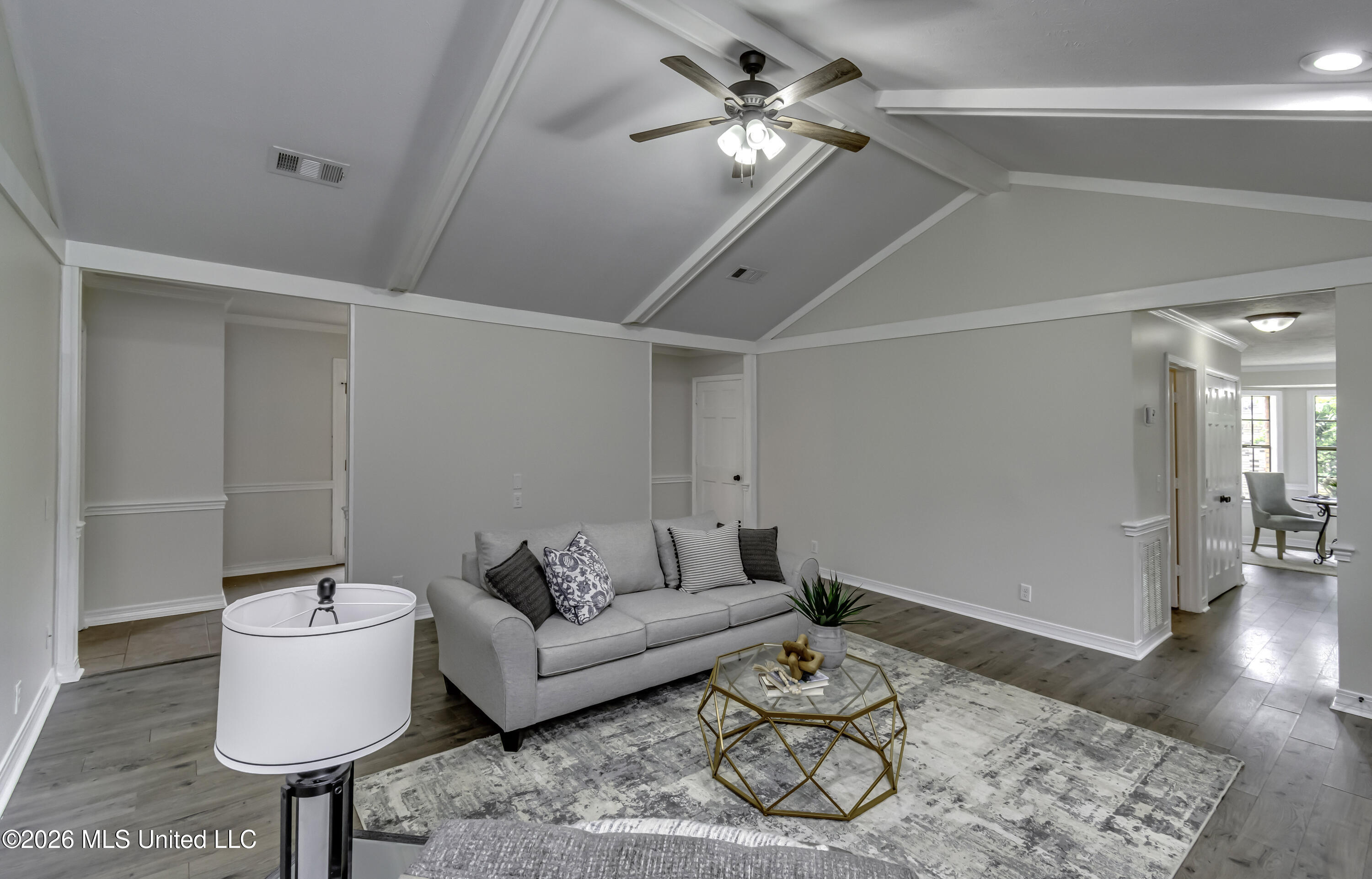 9 Treeway Drive Property Photo 17