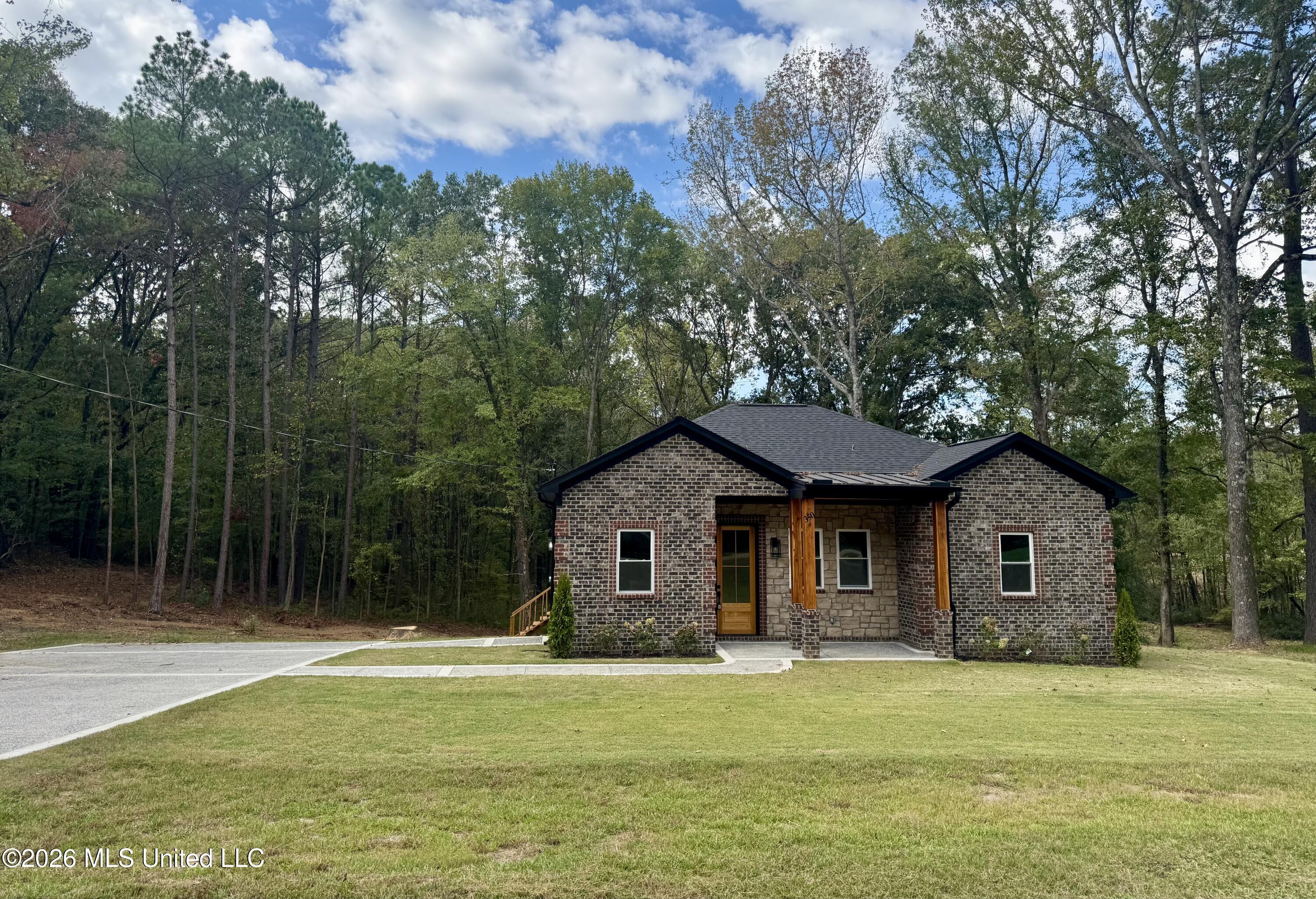 350 Taska Road Property Photo 28