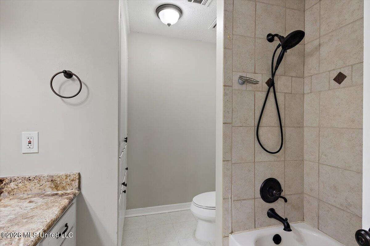 703 Parker Drive Property Photo 18