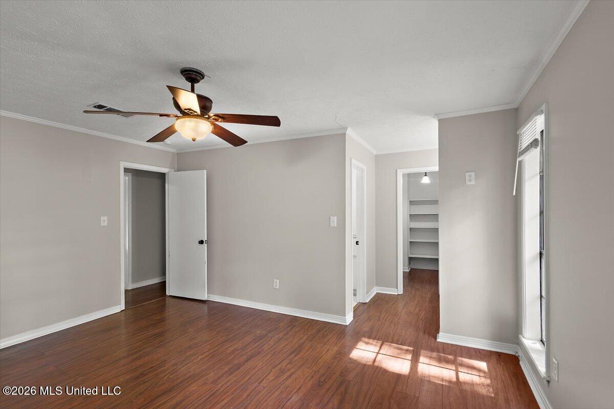 703 Parker Drive Property Photo 24