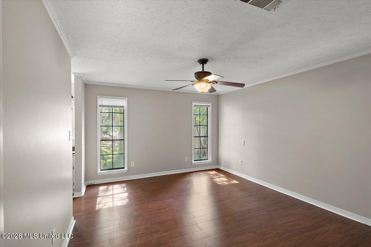703 Parker Drive Property Photo 25