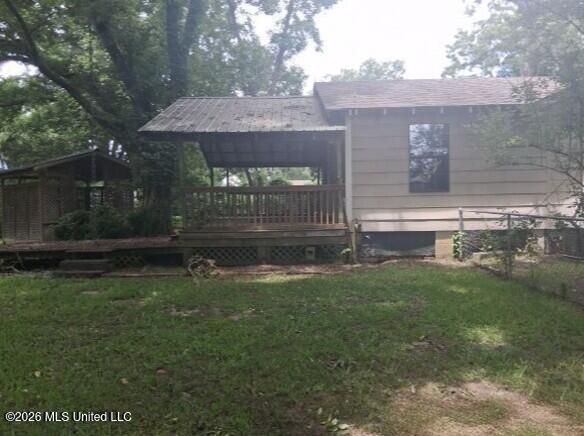 808 Highway 61 N Property Photo 27