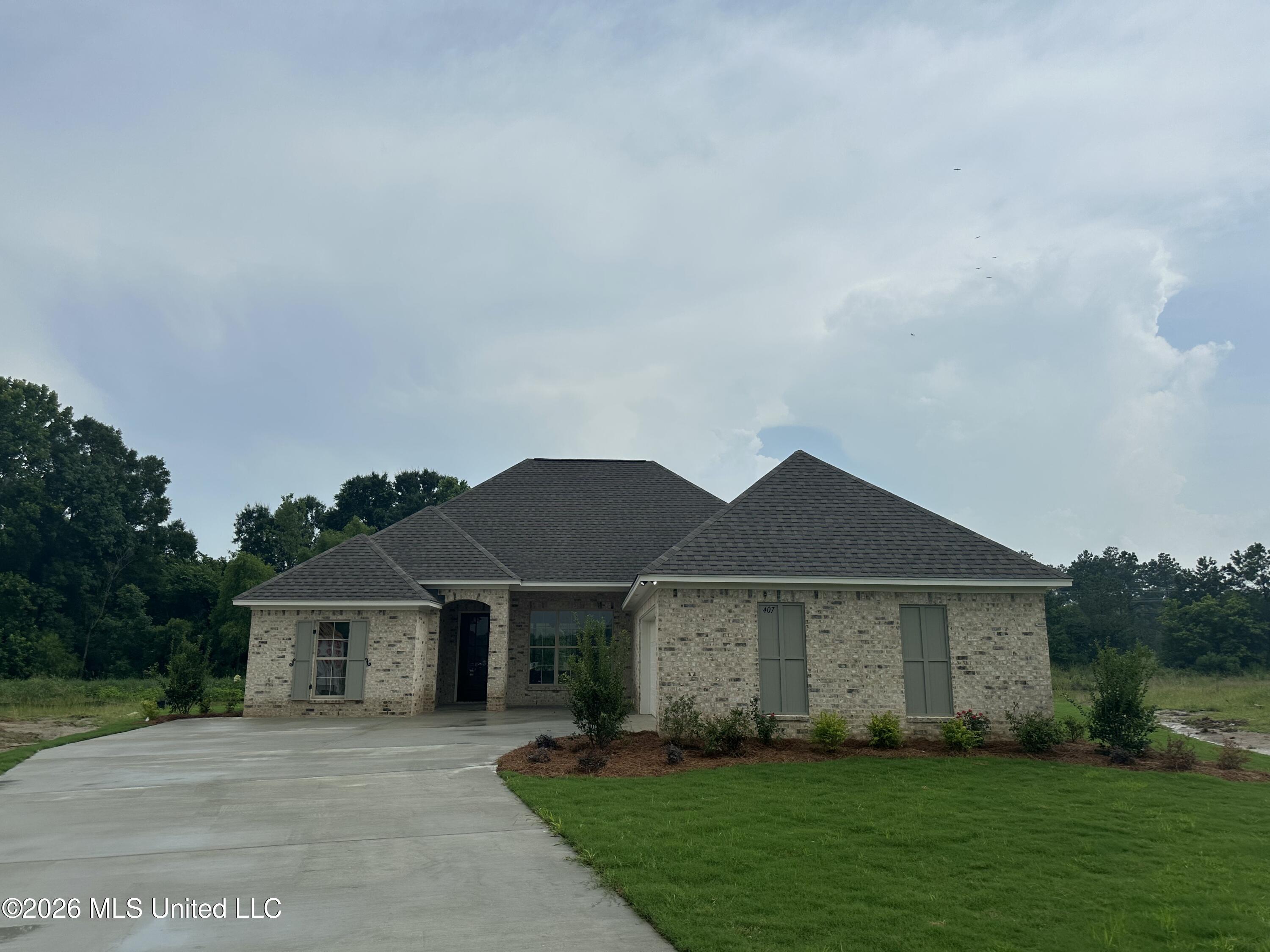 407 Alta Vista Property Photo 1