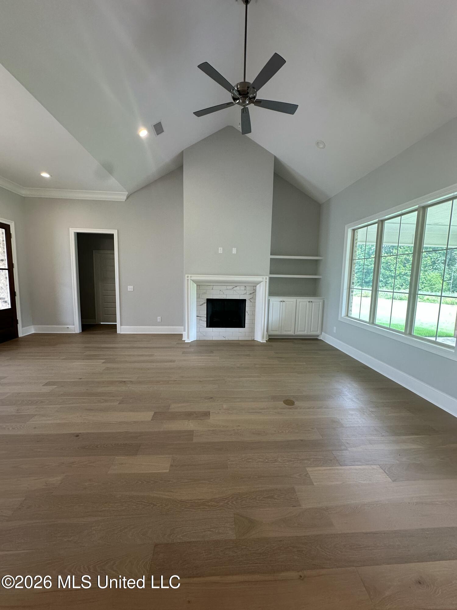 407 Alta Vista Property Photo 5