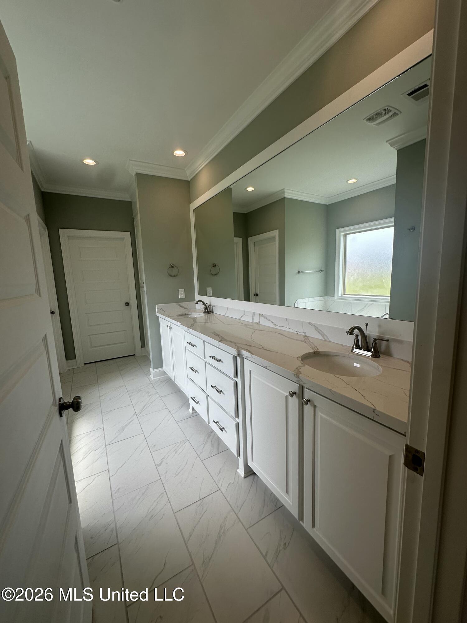 407 Alta Vista Property Photo 18