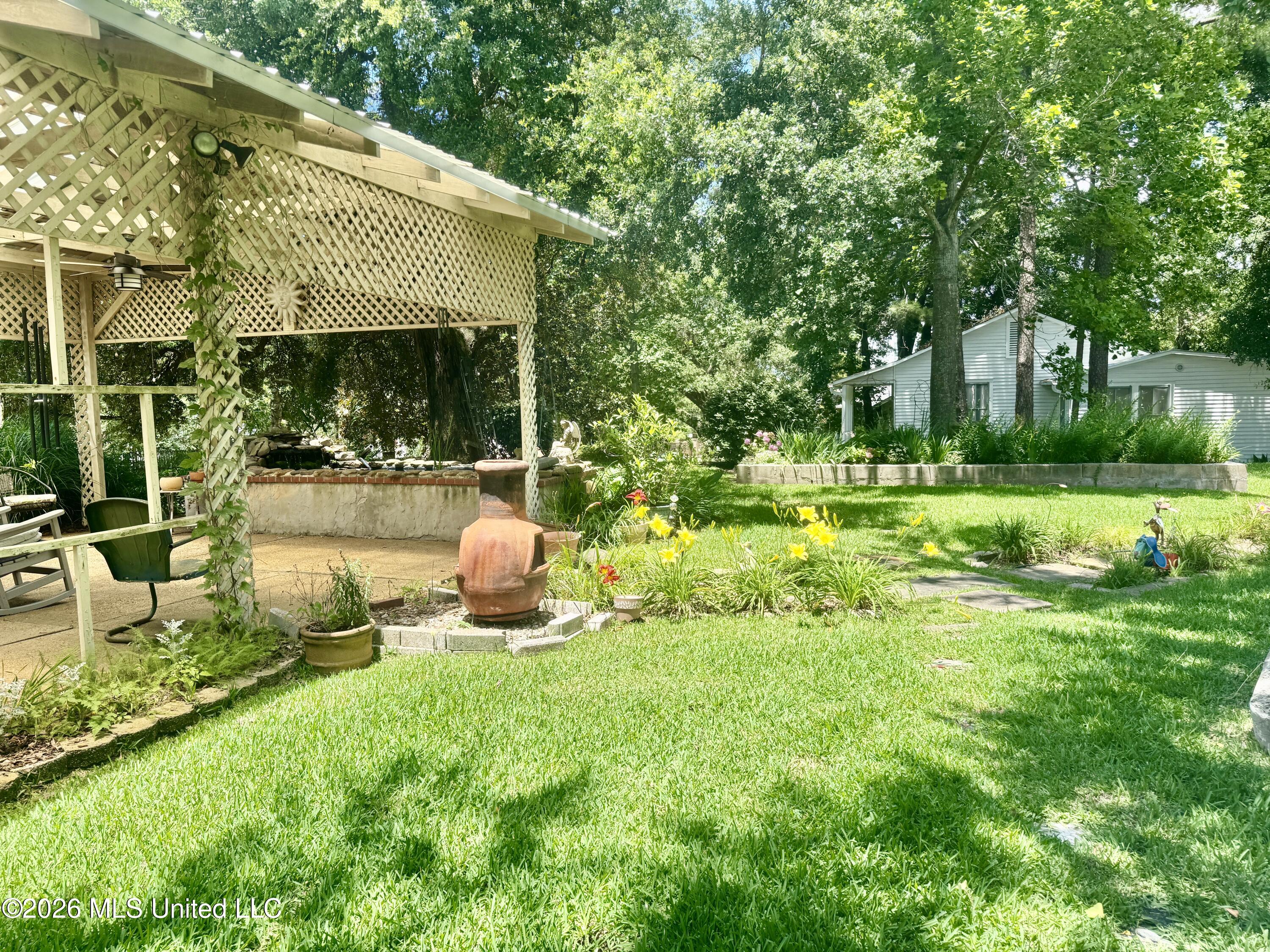 402 N Pearl Street Property Photo 41