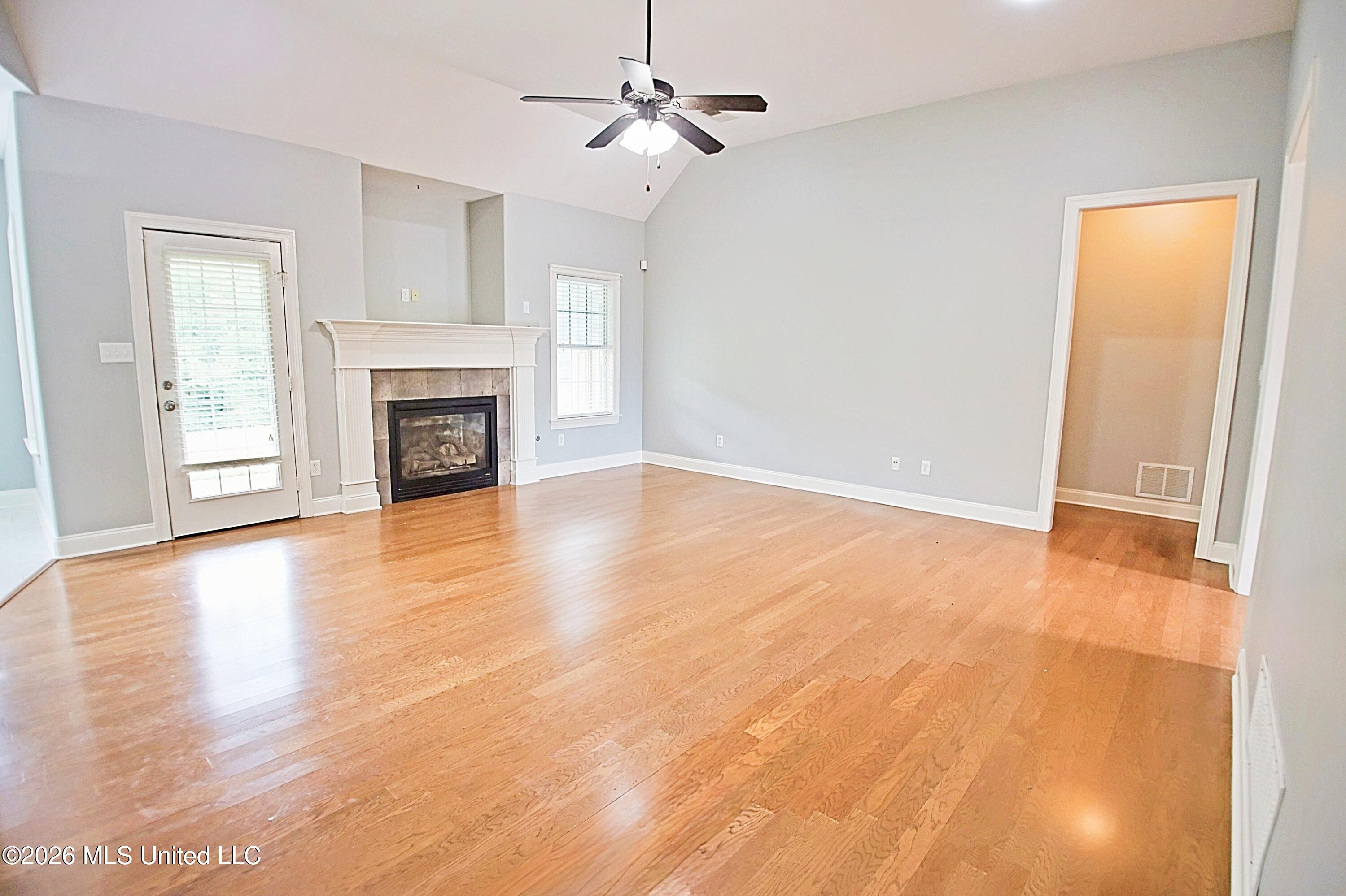 1732 Ready Drive Property Photo 3