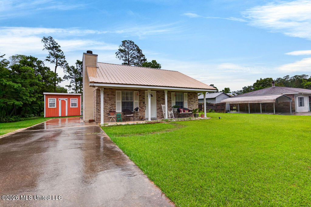 1002 Washington Street Property Photo 4