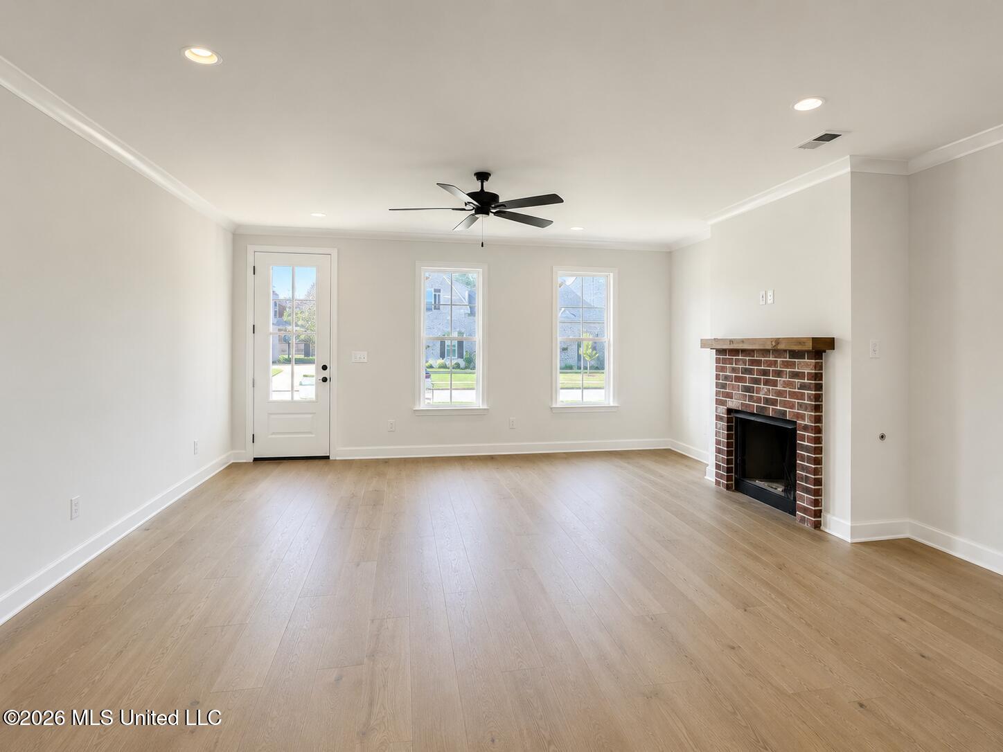 3482 Hatton Drive Property Photo 2