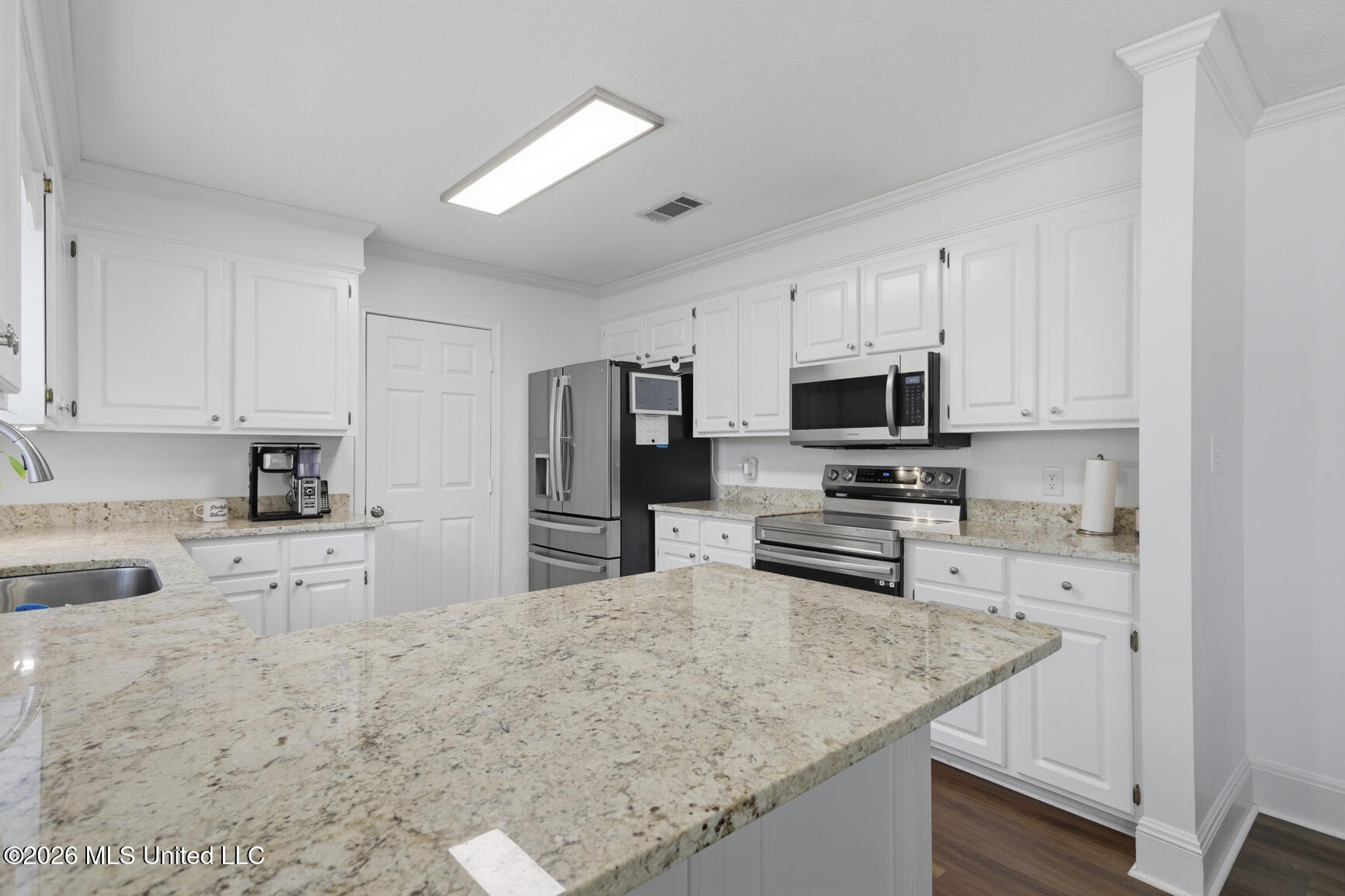 121 Deer Run Property Photo 13