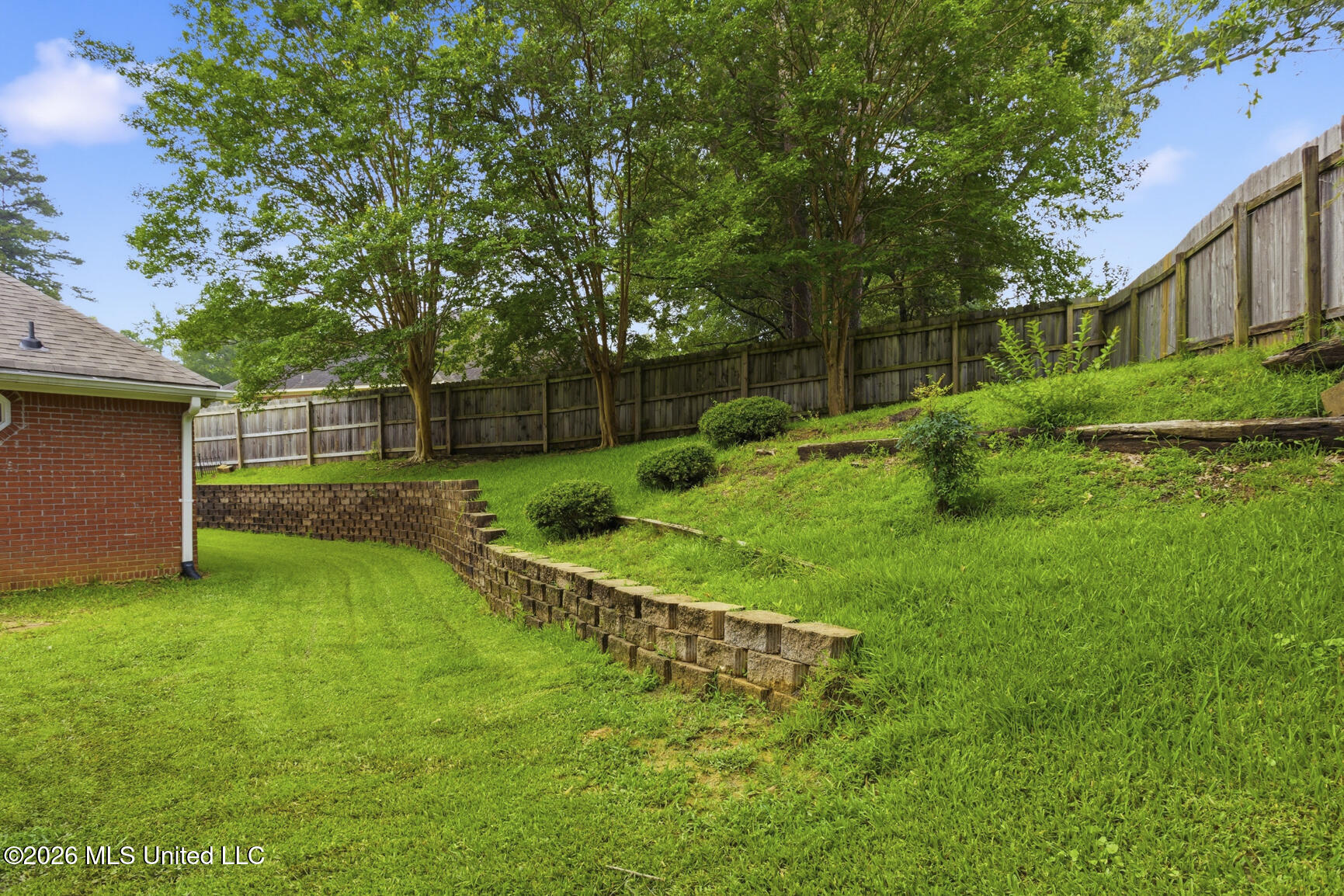 121 Deer Run Property Photo 34