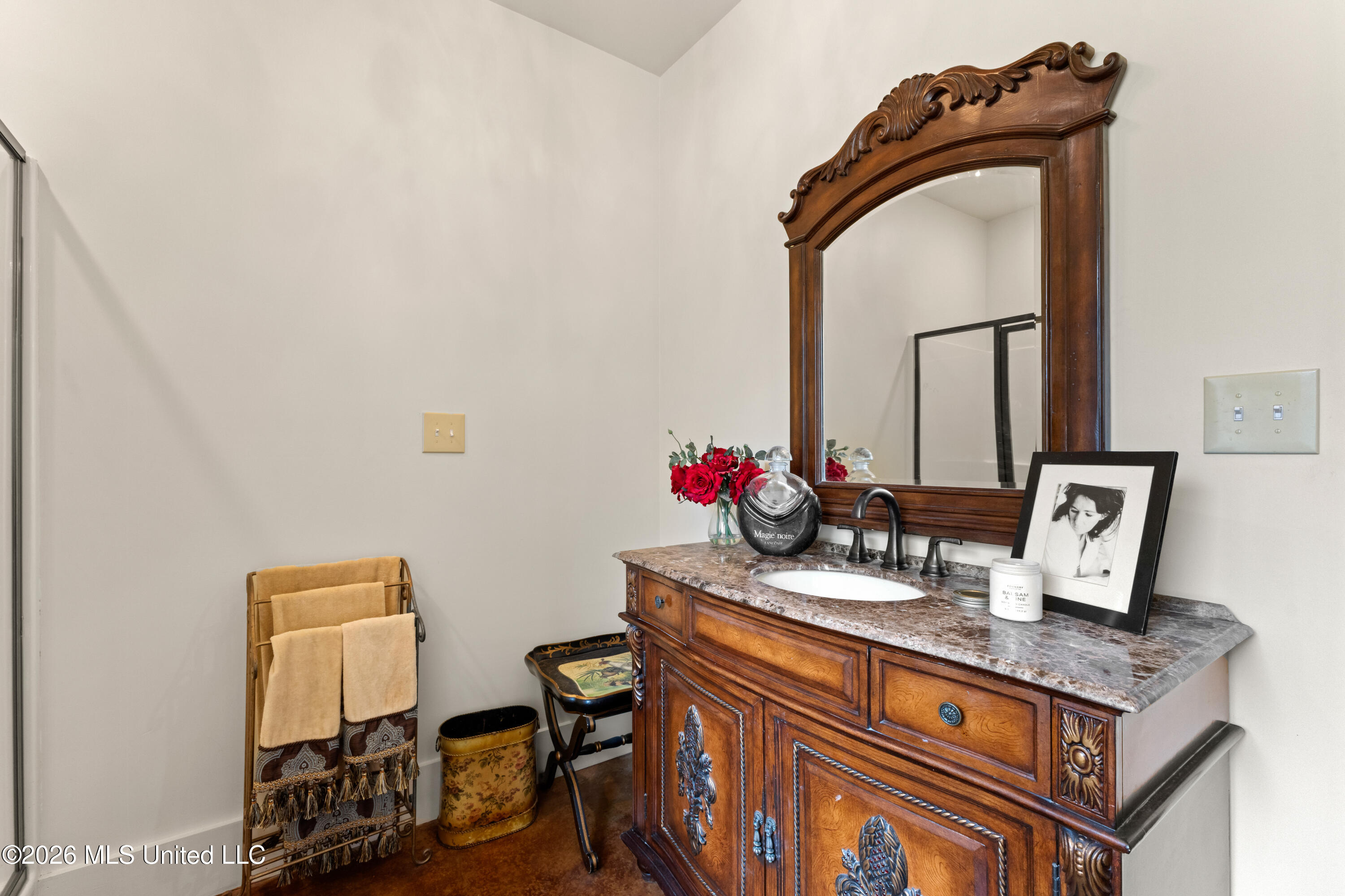 14 Spring Lake Drive Property Photo 19